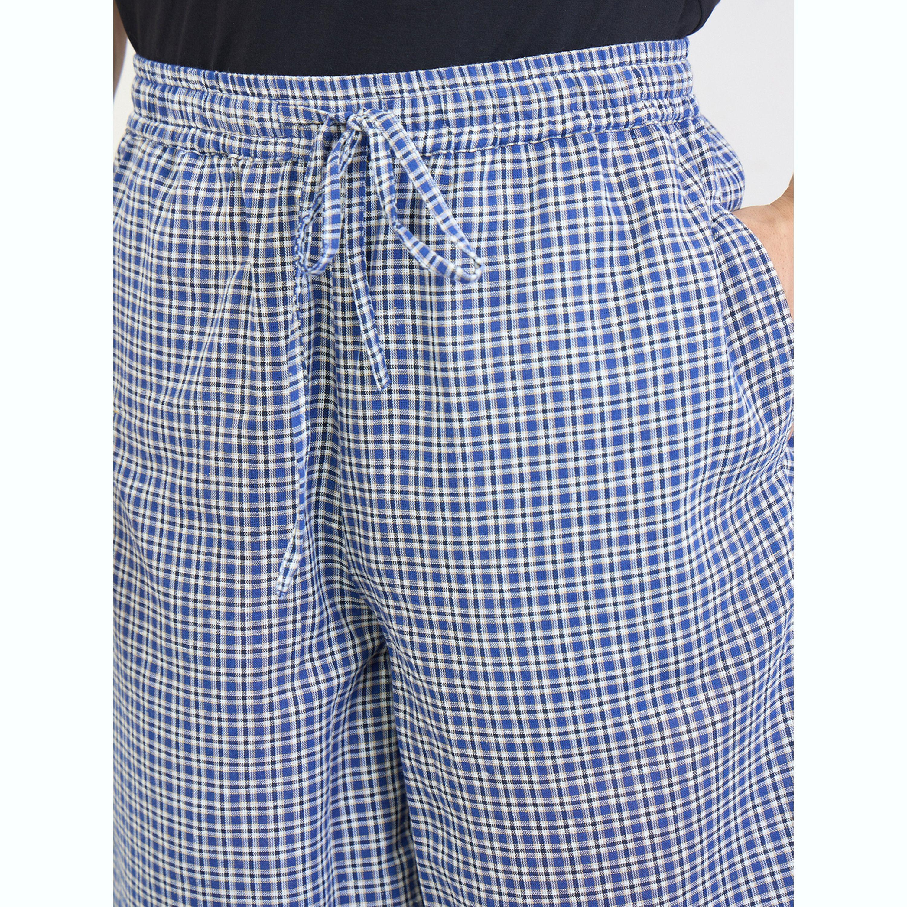مجموعة من شورت كاروهات وتيشيرت قطن مطبوع-men-clothing-nightwear-sets-image-5