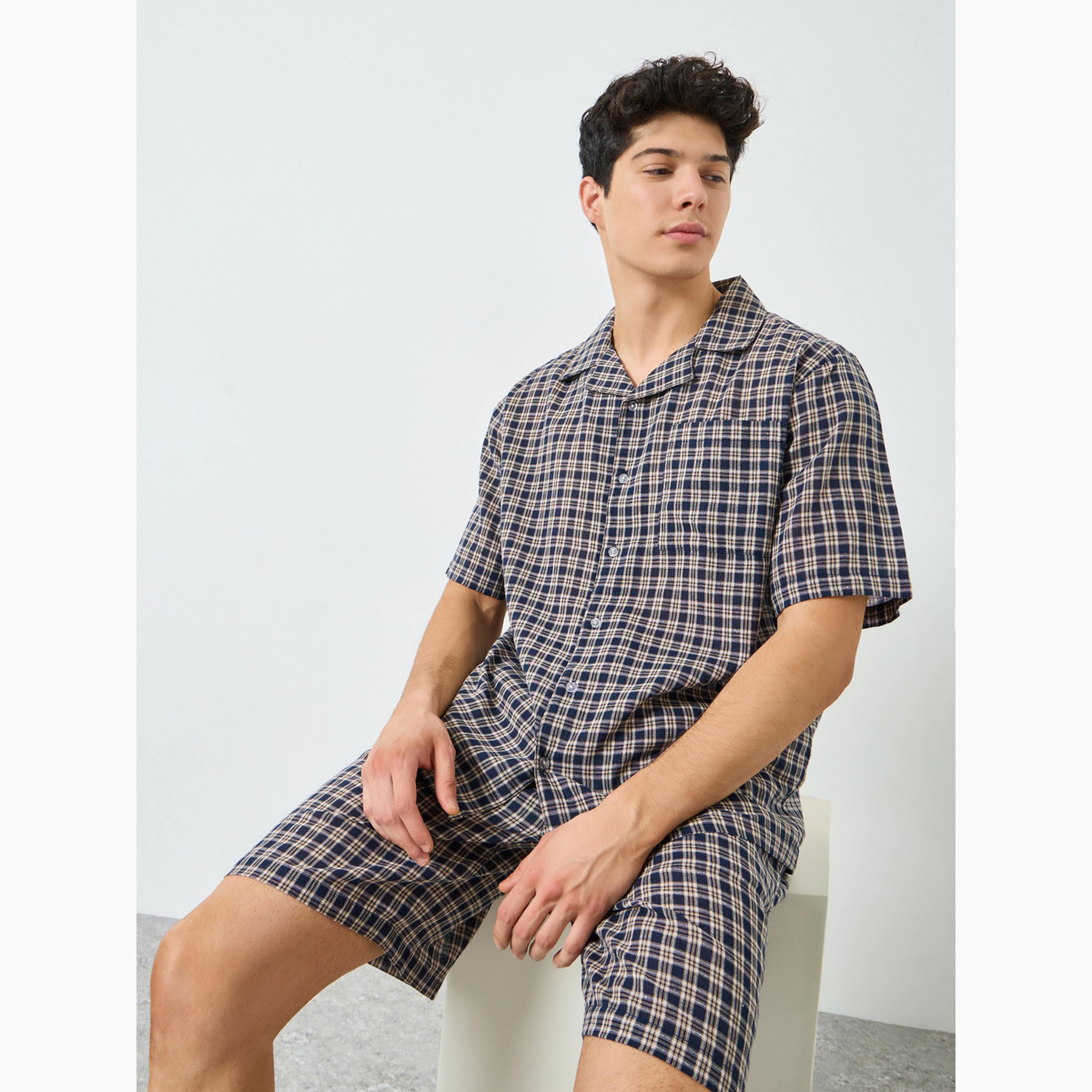 طقم قطني مخطط للرجال قميص وشورت-men-clothing-nightwear-sets-image-3