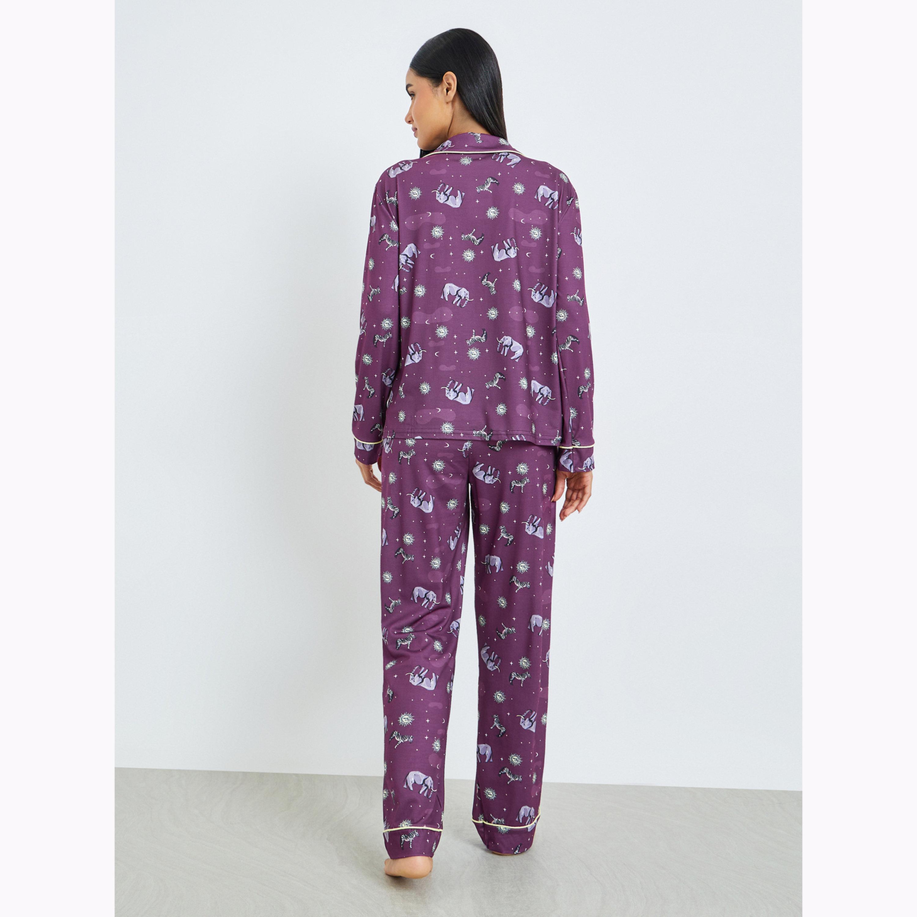 طقم بيجاما من بنطال وبلوزة بأزرار ودرزات متباينة بطبعة فيل-women-clothing-nightwear-pyjamas-longsets-image-3