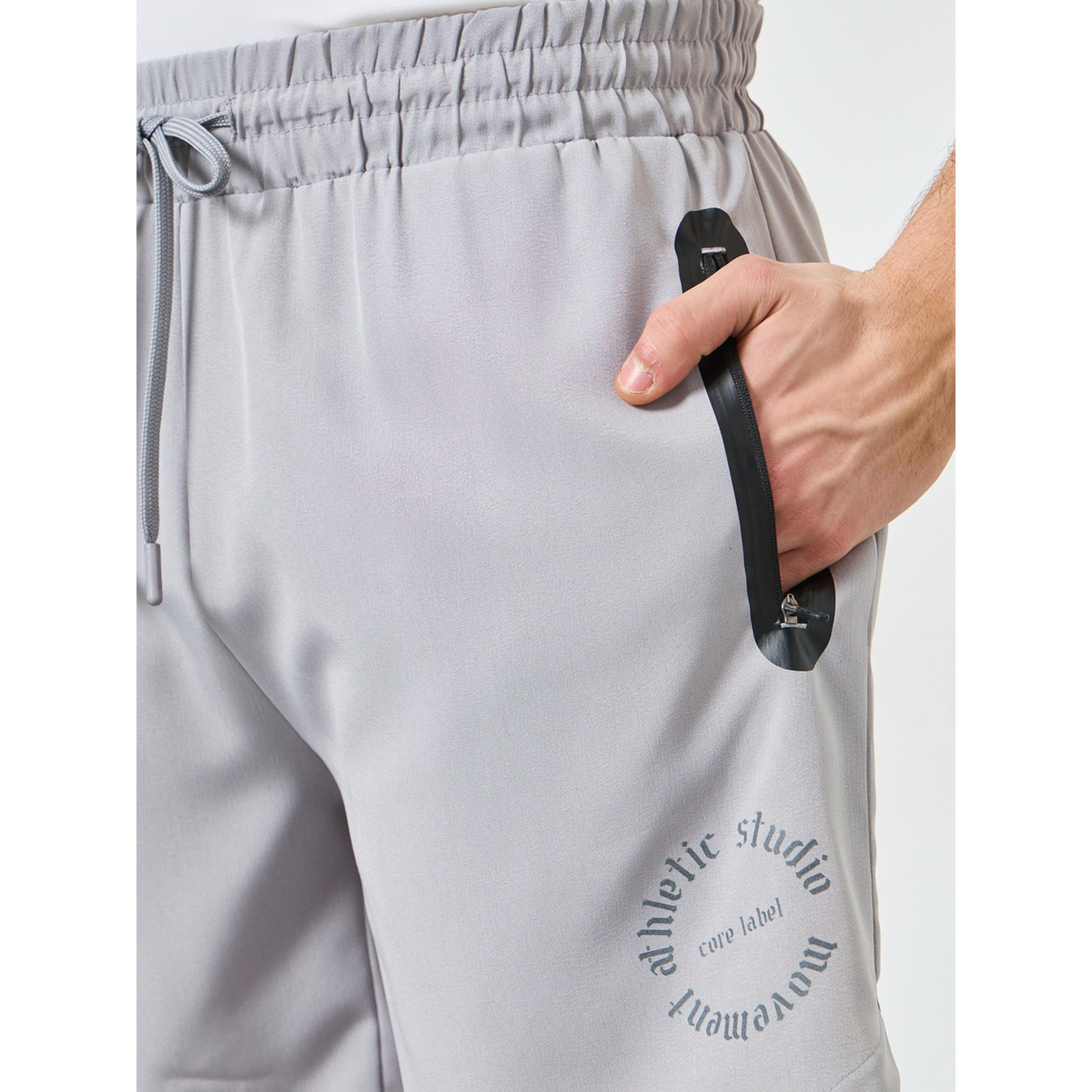 Styli Men Printed Zip Pocket Regular Fit Shorts-sports-men-clothing-bottoms-shorts-image-3