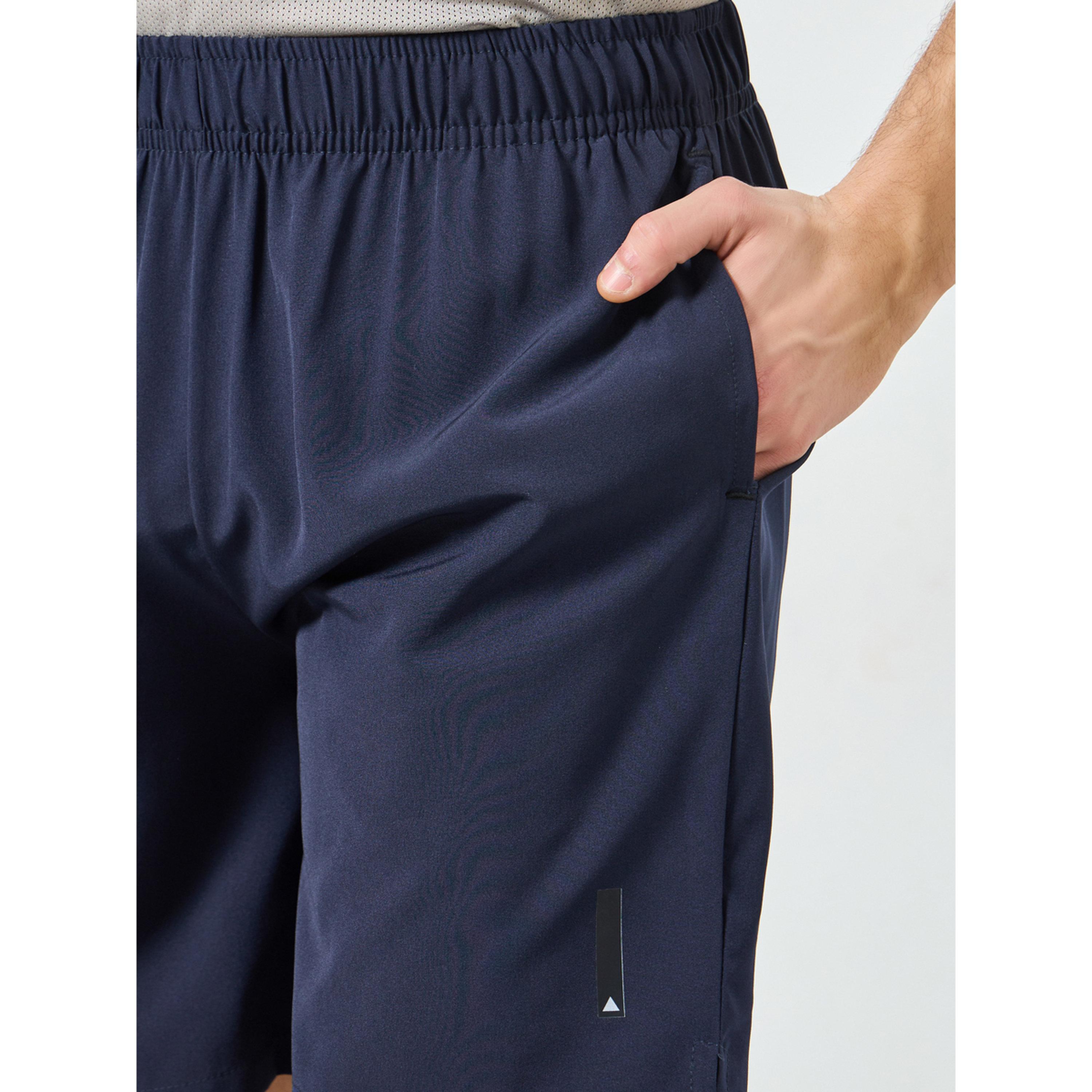 شورت رياضي للتدريب بقصة عادية-sports-men-clothing-bottoms-shorts-image-3