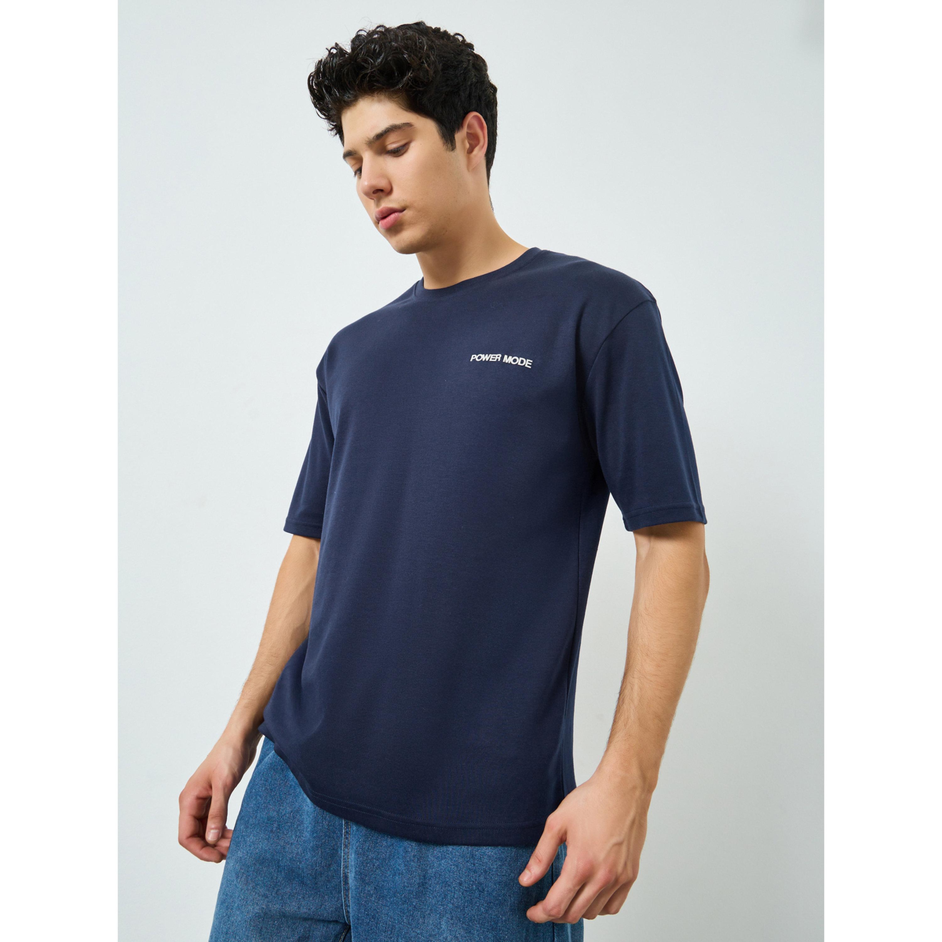 ستايلي - تيشيرت رجالي أزرق داكن واسع-men-clothing-sportswearandactivewear-tshirtsandpolos-image-1