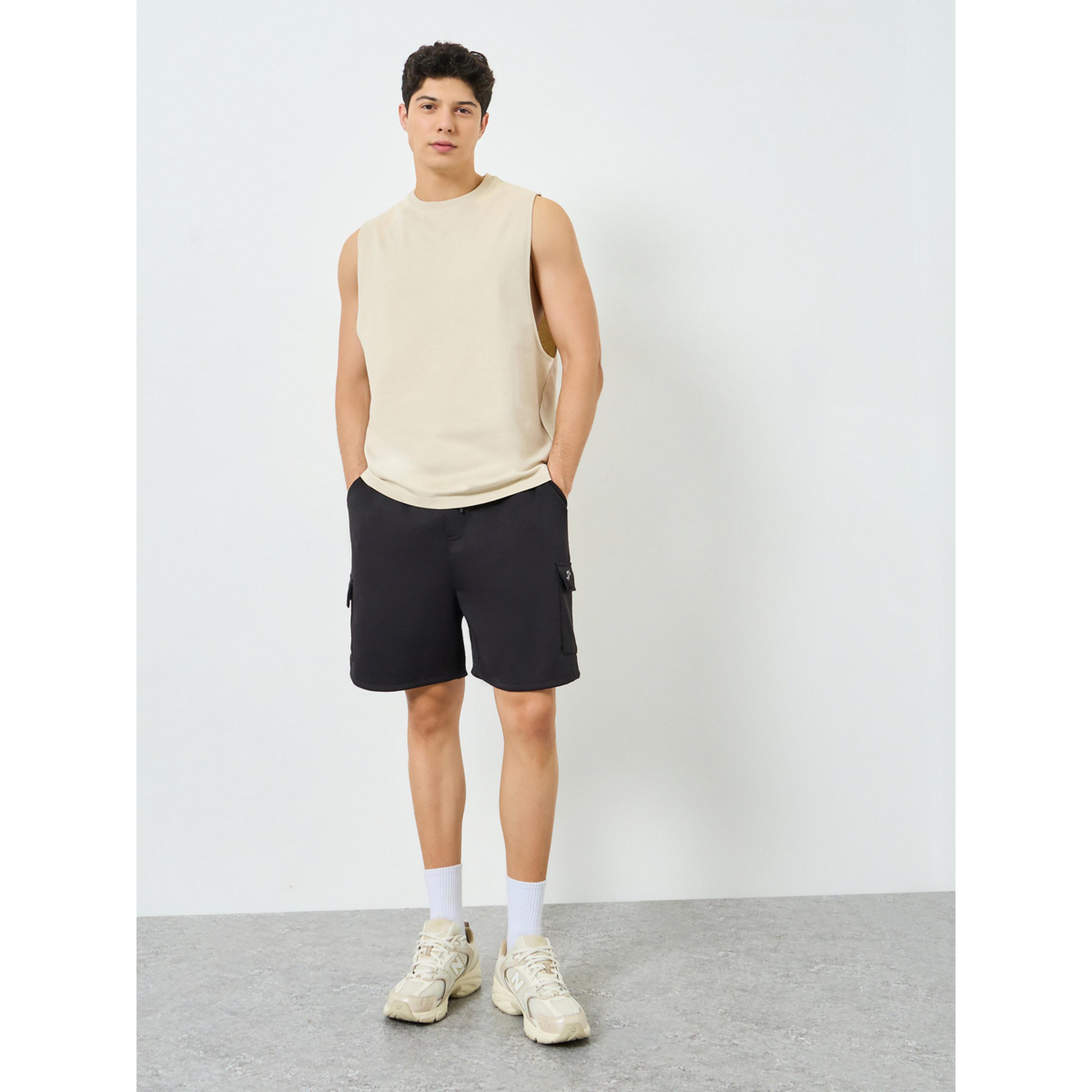 تيشيرت كت بطبعة صغيرة-men-clothing-sportswearandactivewear-tshirtsandpolos-image-2