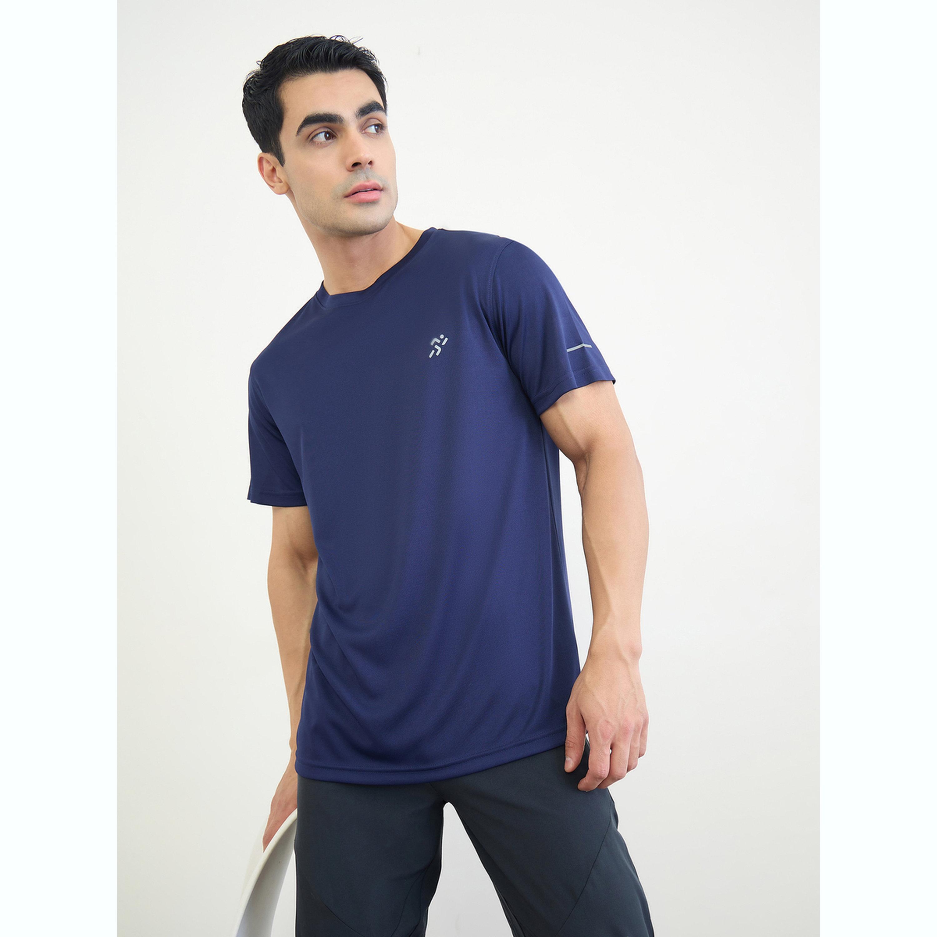 تيشيرت رياضي بقصة عادية وتفاصيل عاكسة-men-clothing-sportswearandactivewear-tshirtsandpolos-image-3