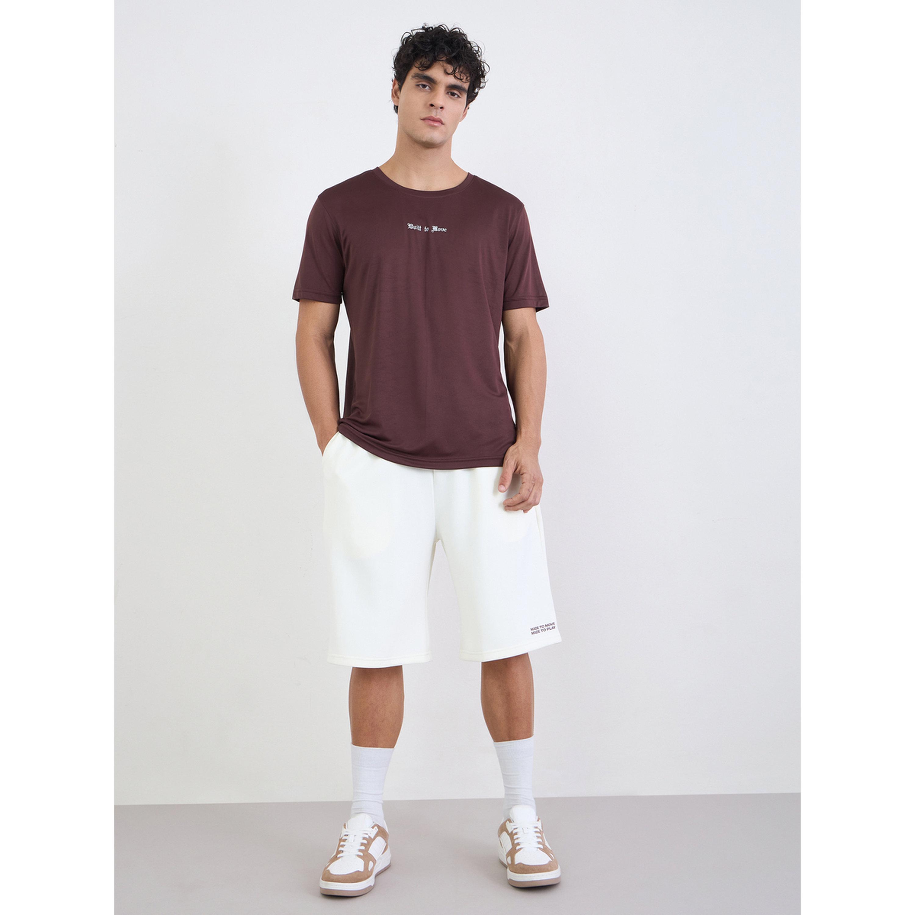تيشيرت رياضي بطبعة صدر وقصة عادية-men-clothing-sportswearandactivewear-tshirtsandpolos-image-2