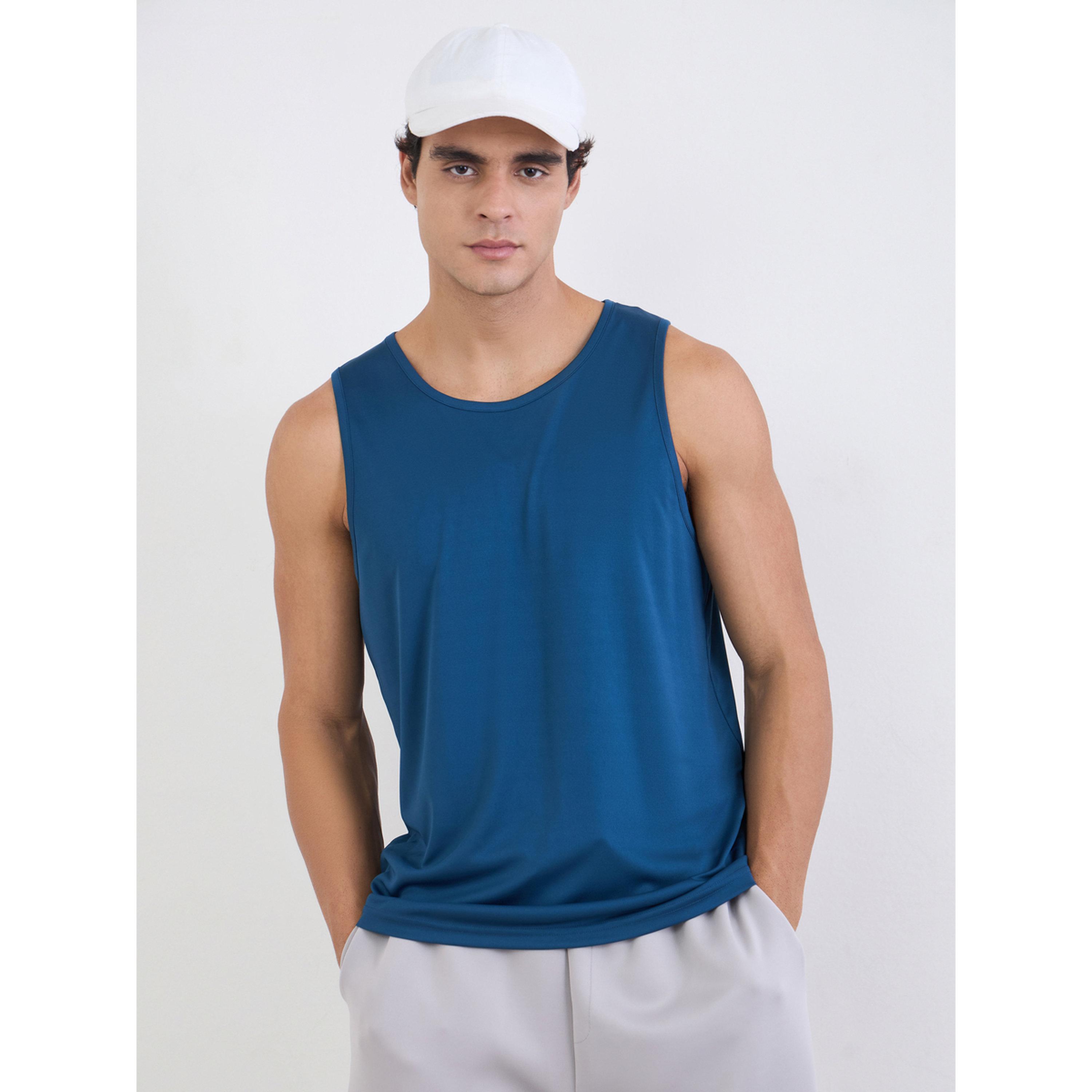 تانك رياضي بظهر ريسر وطبعة خلفية-men-clothing-sportswearandactivewear-tshirtsandpolos-image-1