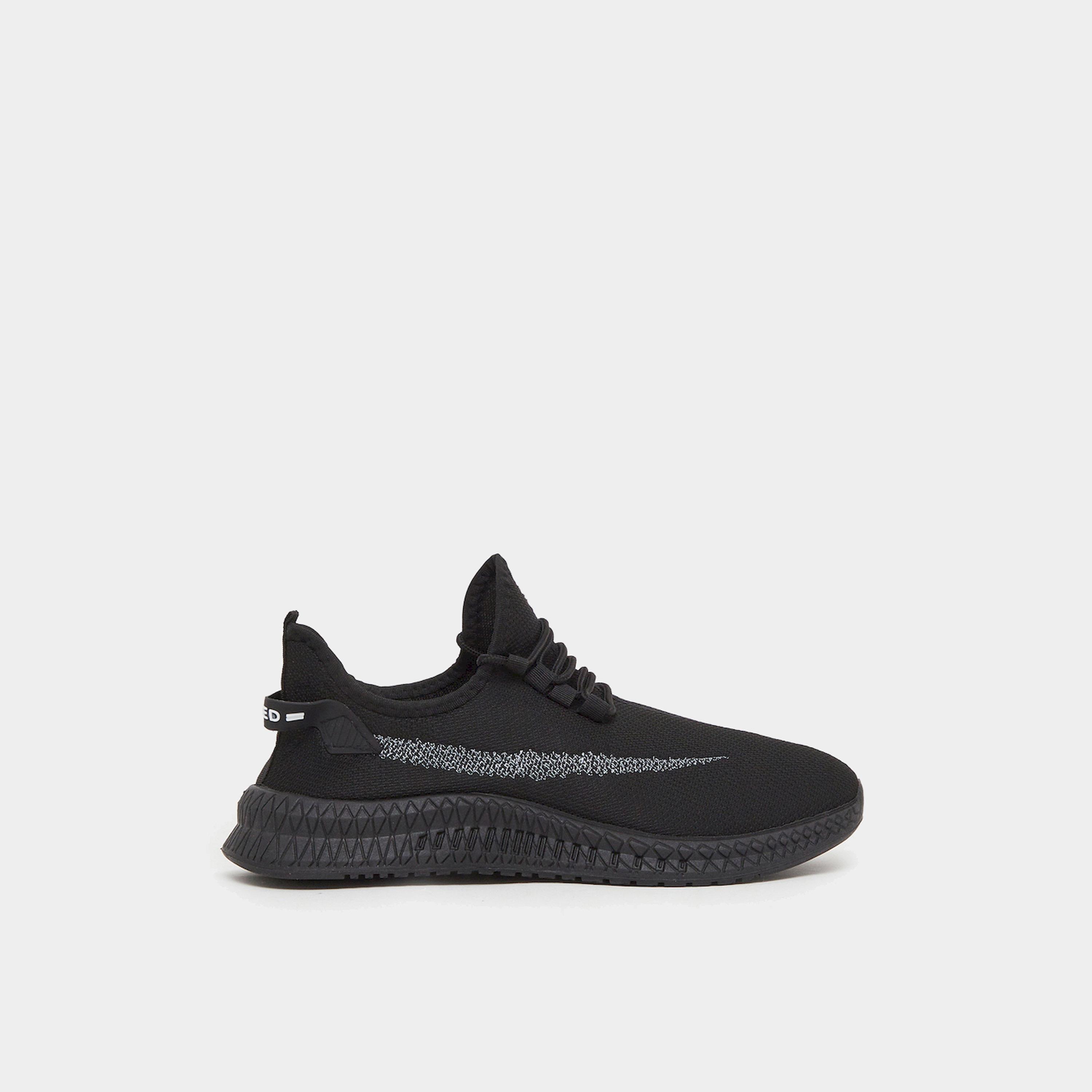 Styli Lightweight Mesh Lace-Up Sneakers-men-shoes-sneakers-image-2