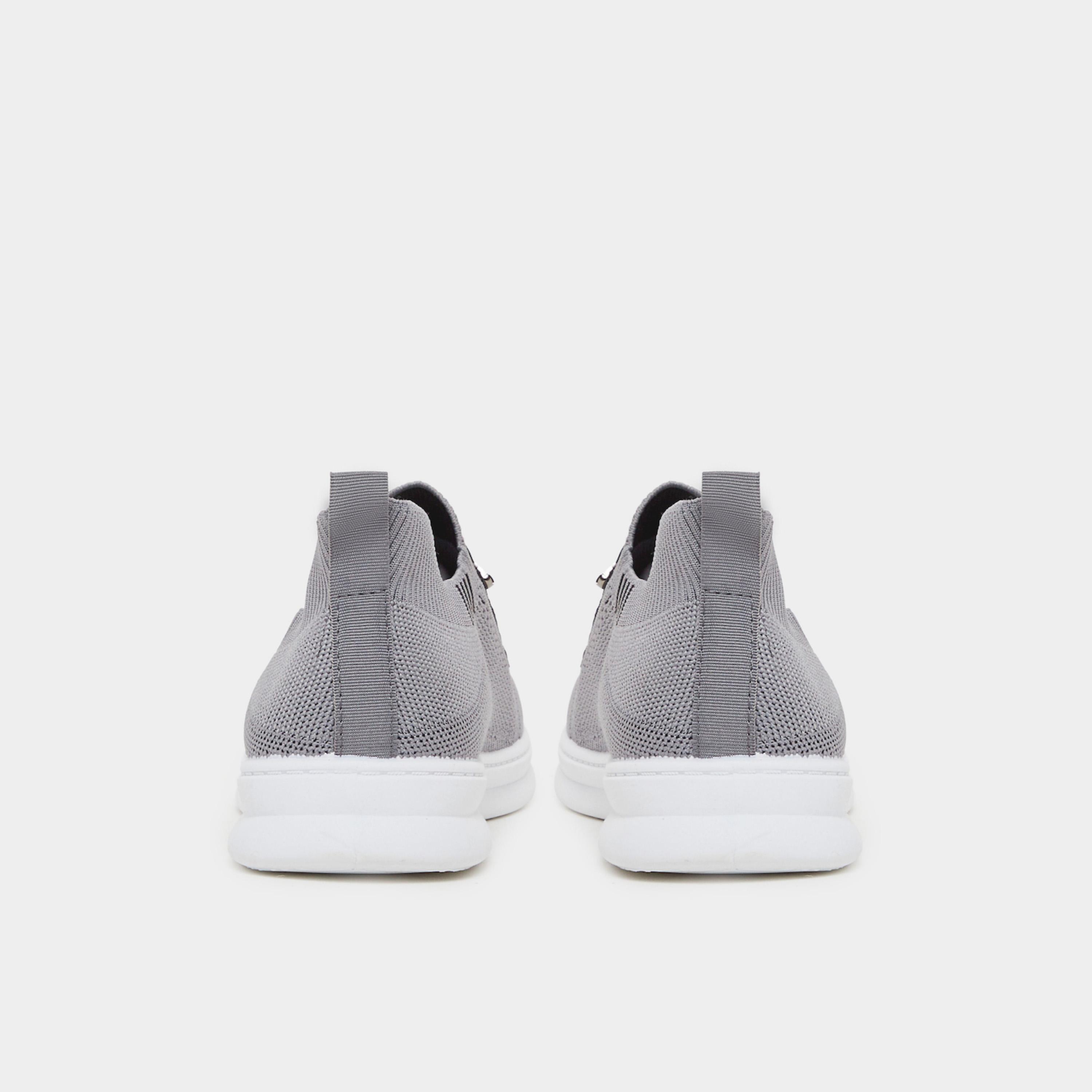 حذاء سنيكرز محبوك وخفيف الوزن وجيد التهوية برباط-men-shoes-sneakers-image-4