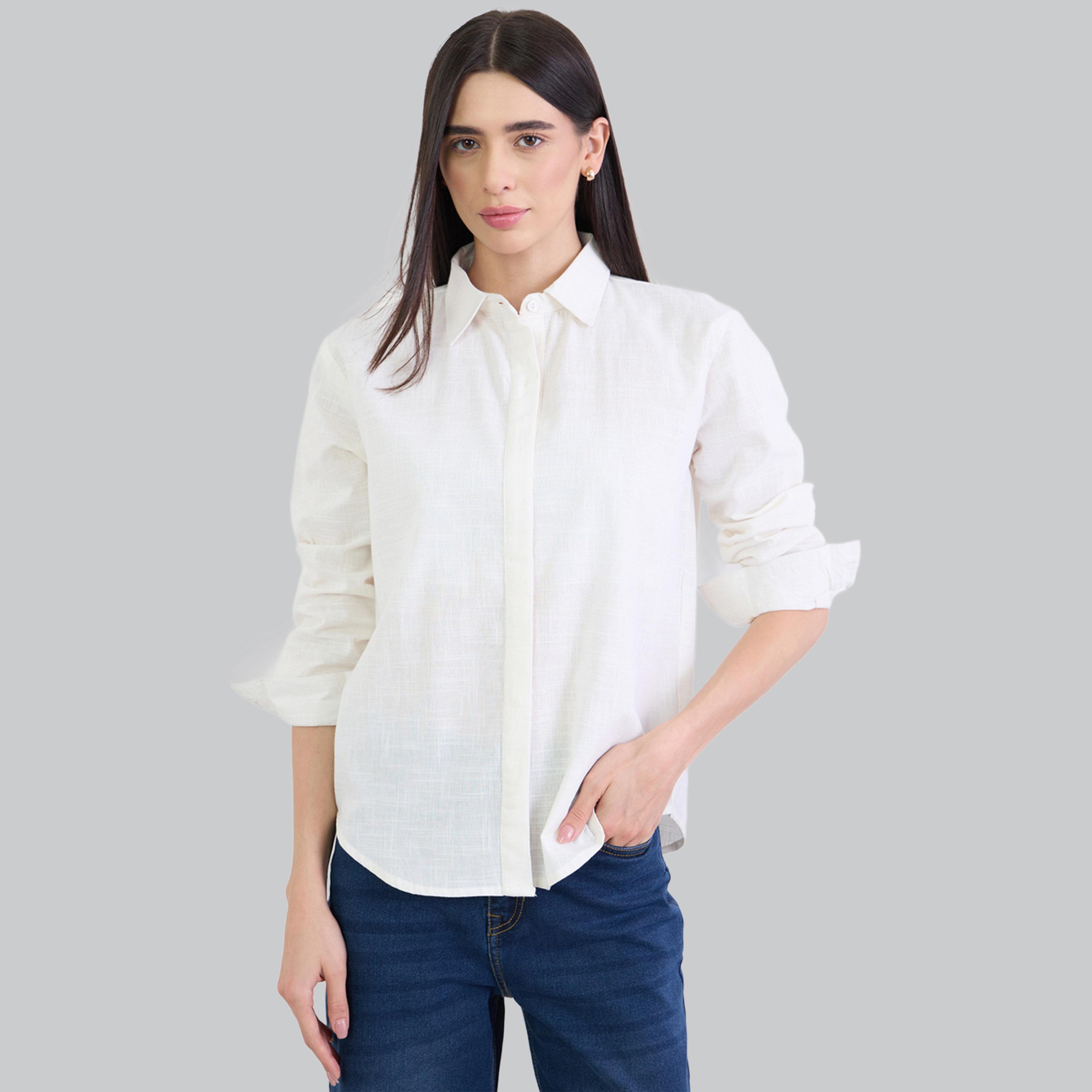 قميص أوف وايت سادة بتفاصيل أزرار صدفية وقصة واسعة-women-clothing-shirtsandblouses-shirts-image-1