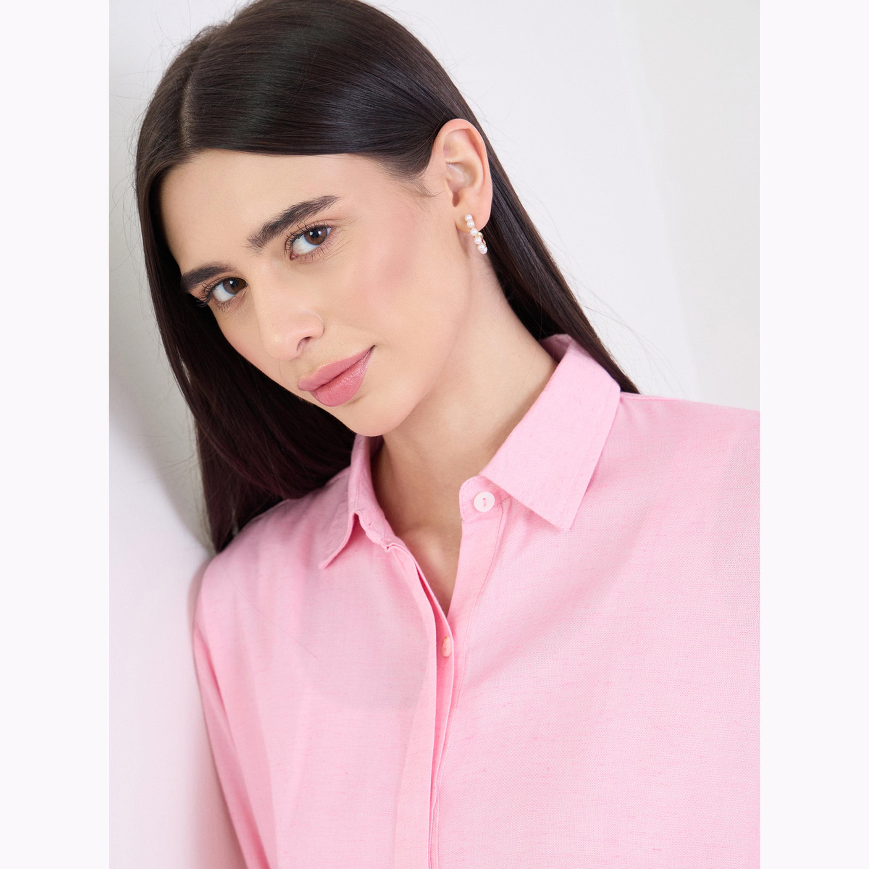 قميص وردي سادة بتفاصيل أزرار صدفية وقصة واسعة-women-clothing-shirtsandblouses-shirts-image-4