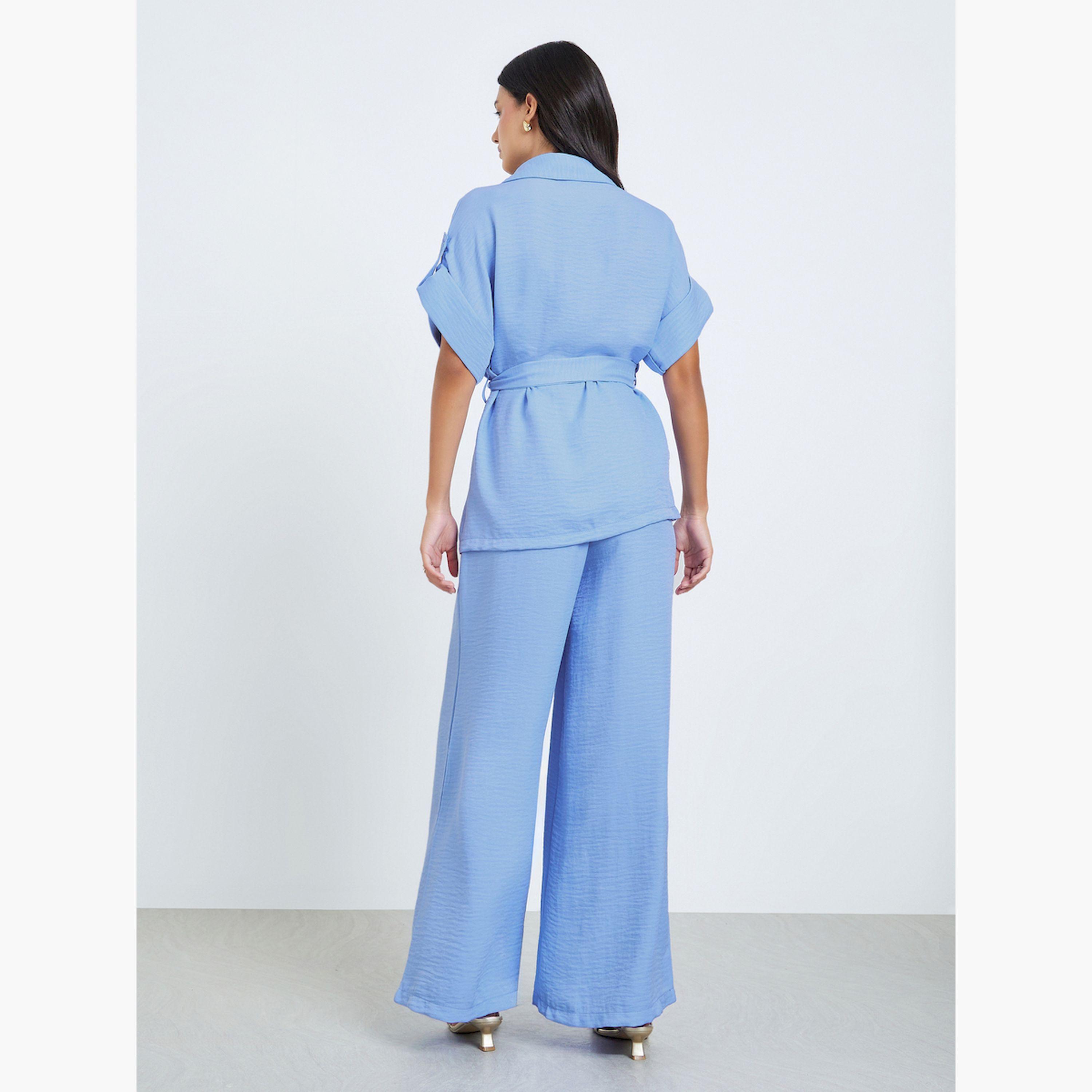 طقم منسق من بنطال وقميص بحزام وقصة واسعة-women-clothing-coordsets-image-6