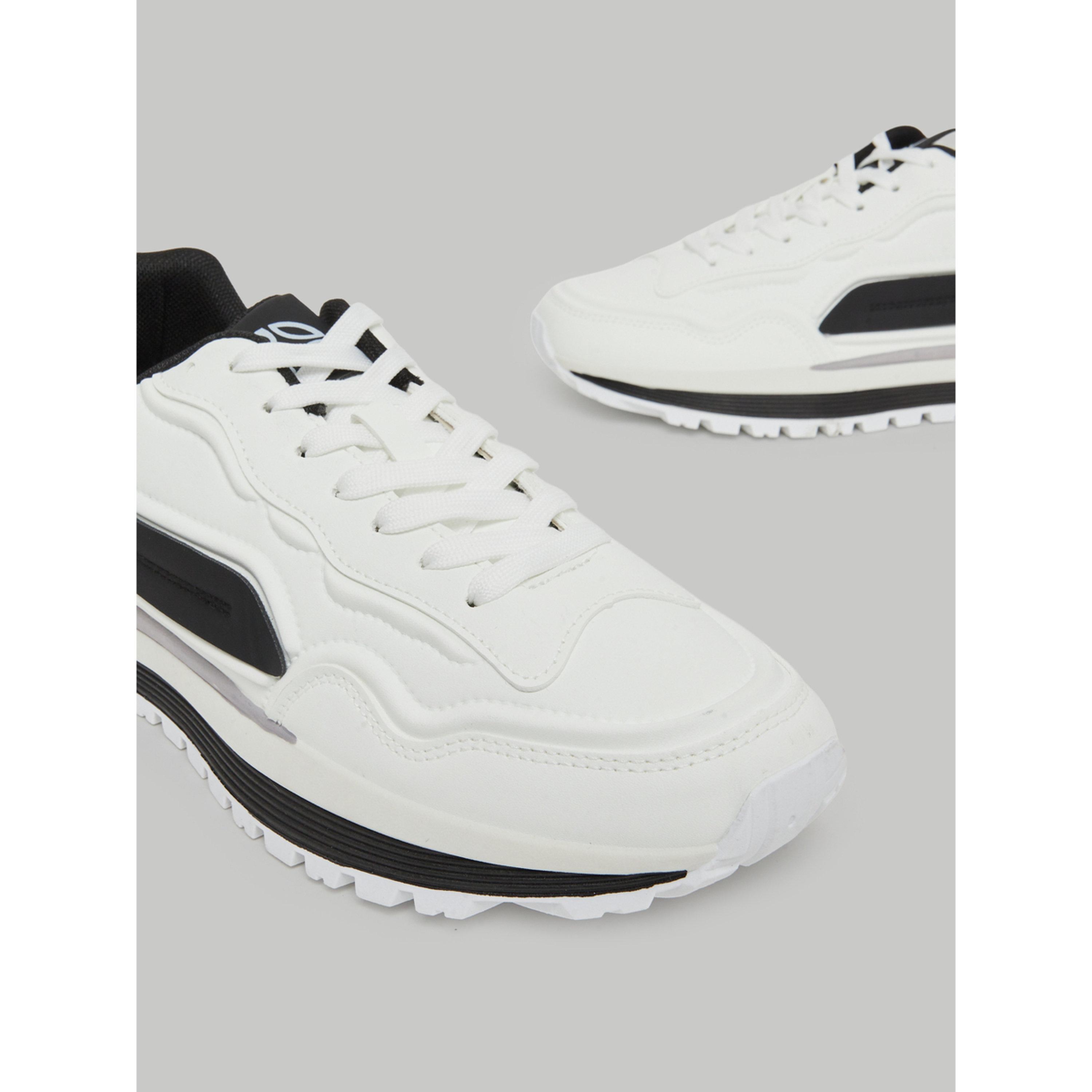 Styli White Contrast Panel Lace-Up Sneakers-men-shoes-sneakers-image-4