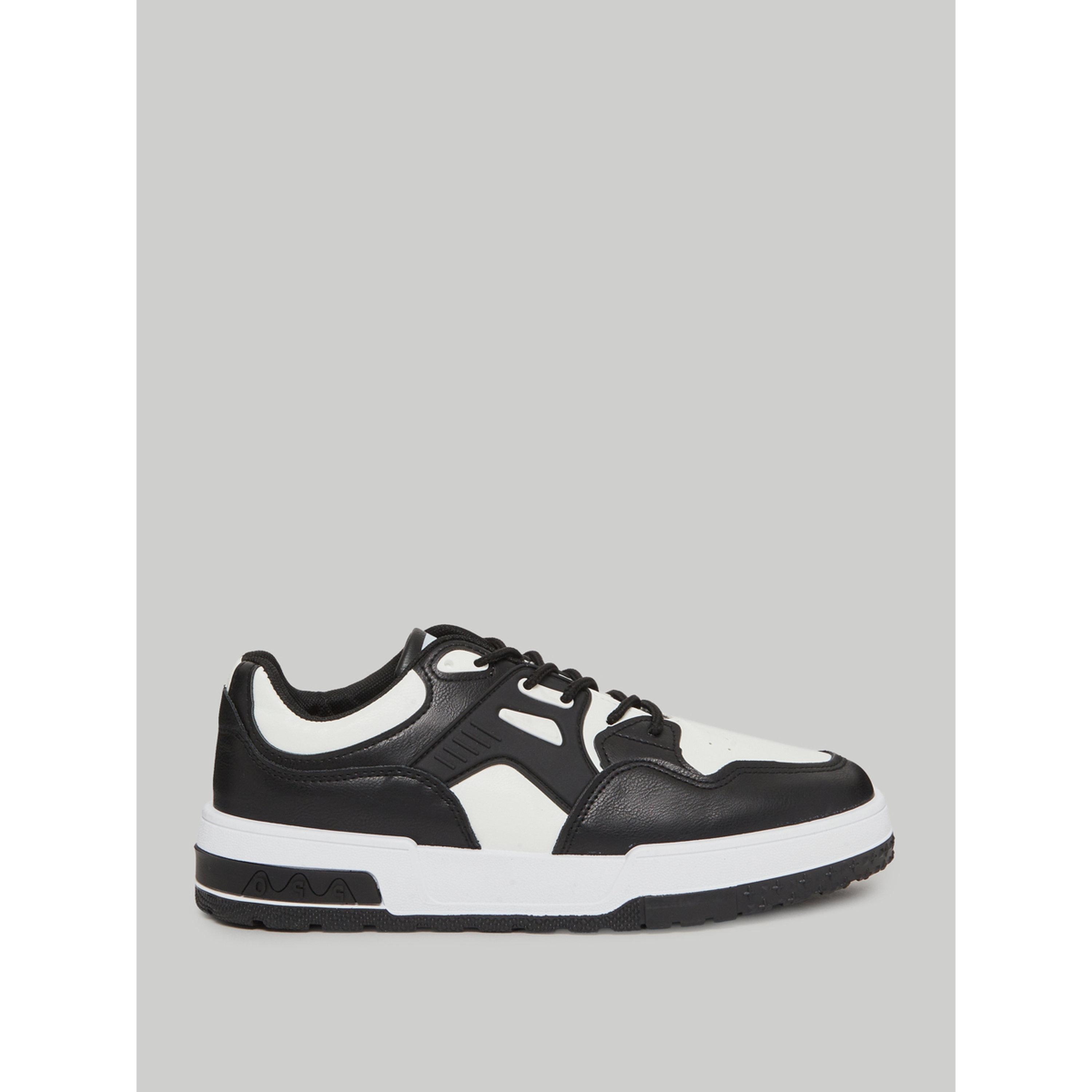 Styli Black Contrast Panel Lace-Up Sneakers-men-shoes-sneakers-image-2