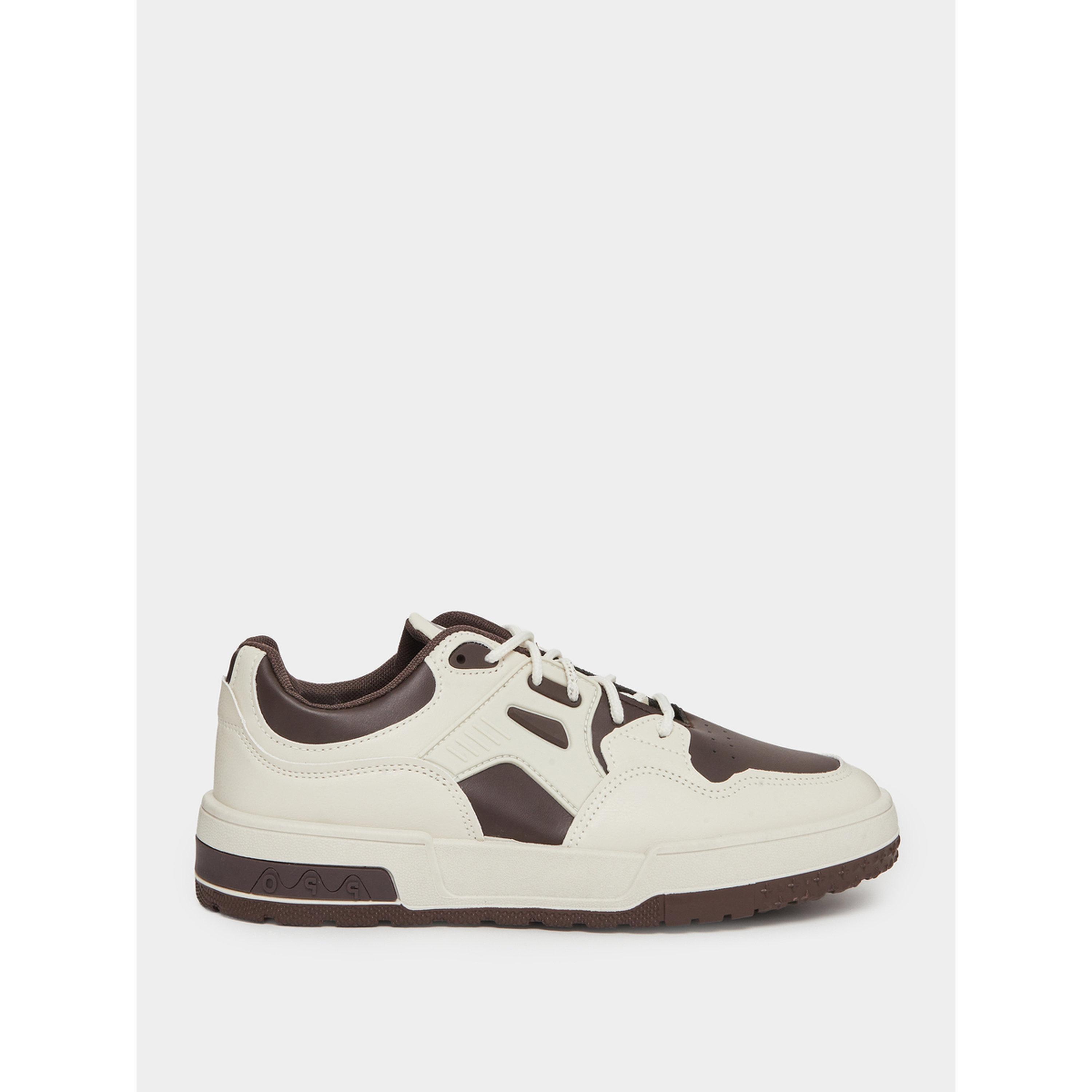 حذاء سنيكرز بأربطة وتصميم متداخل-men-shoes-sneakers-image-2