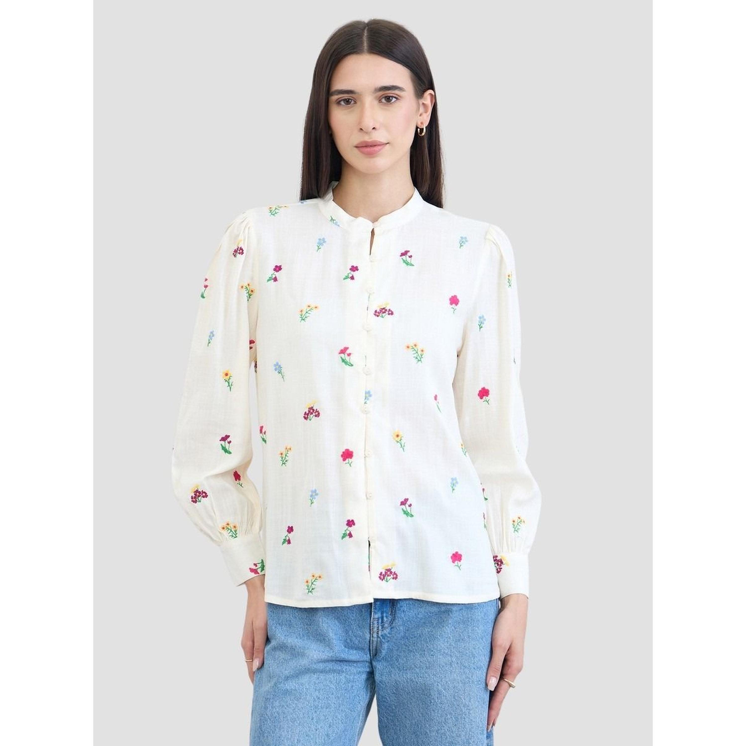 بلوزة كاجوال بتفاصيل مُطرّزة-women-clothing-shirtsandblouses-blouses-image-1