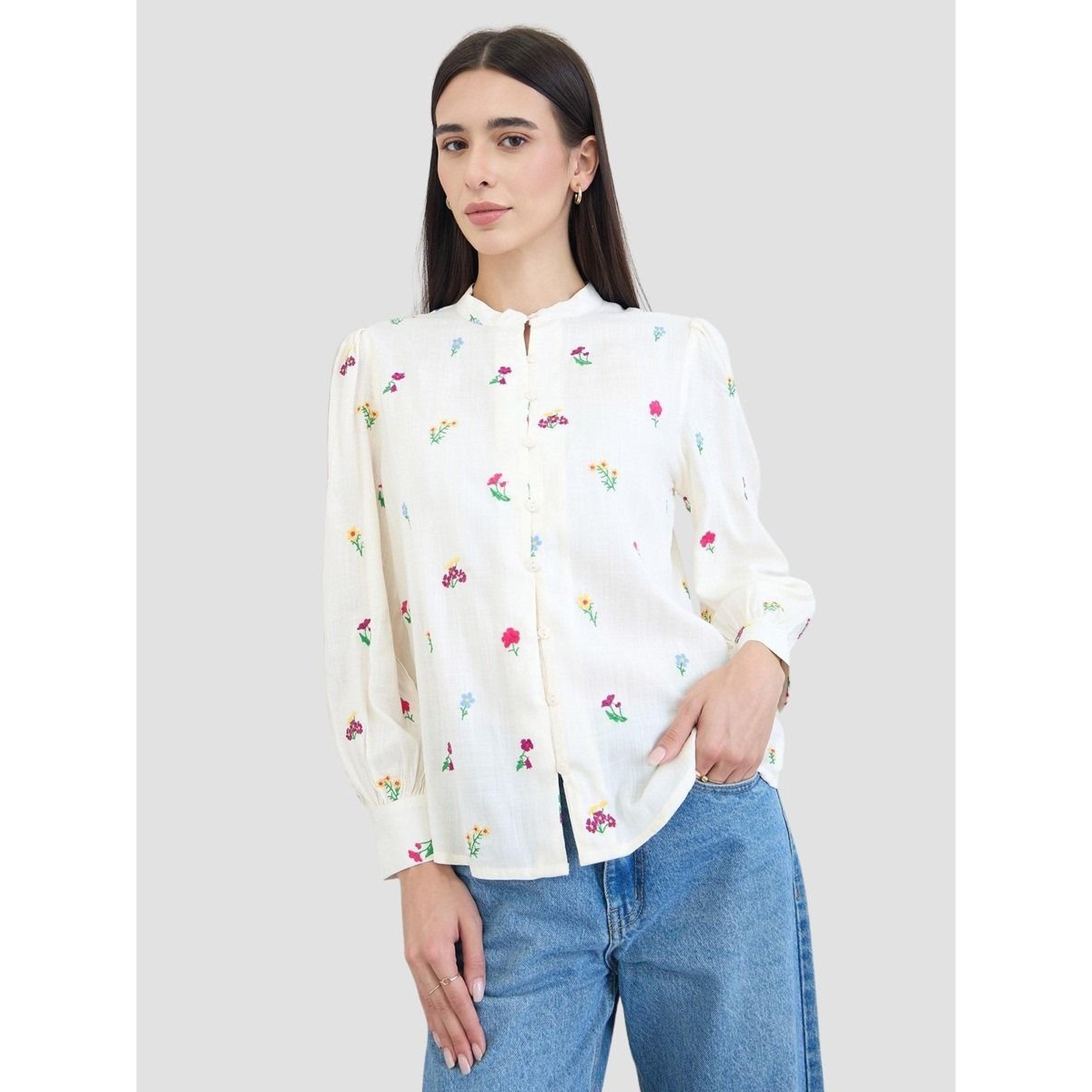 بلوزة كاجوال بتفاصيل مُطرّزة-women-clothing-shirtsandblouses-blouses-image-3