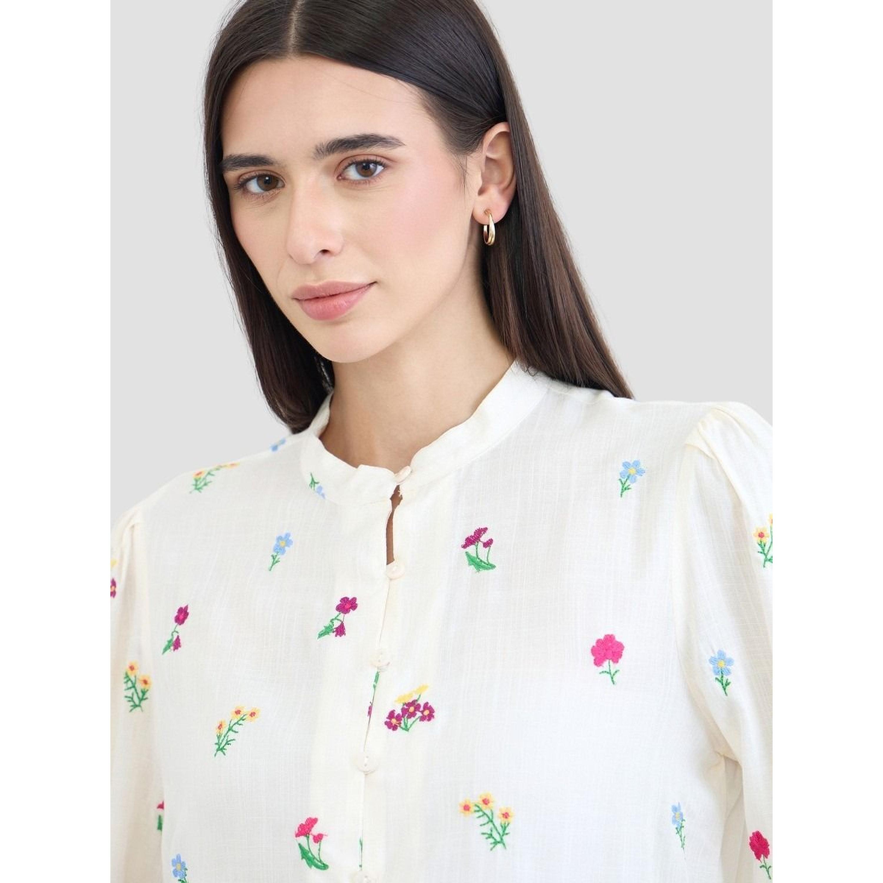 بلوزة كاجوال بتفاصيل مُطرّزة-women-clothing-shirtsandblouses-blouses-image-5