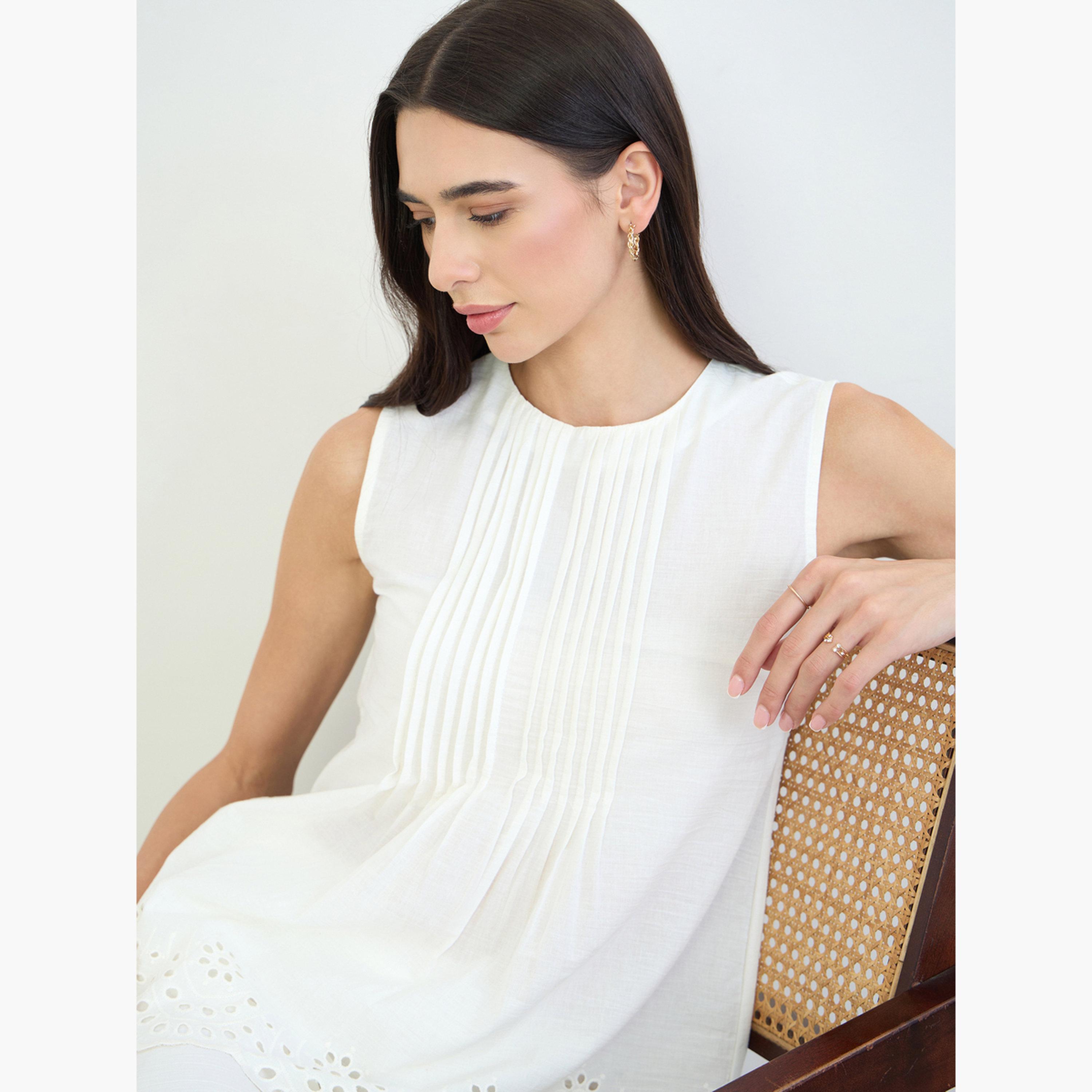 Styli Off White Pintuck Schiffli Hem Top-women-clothing-shirtsandblouses-blouses-image-4