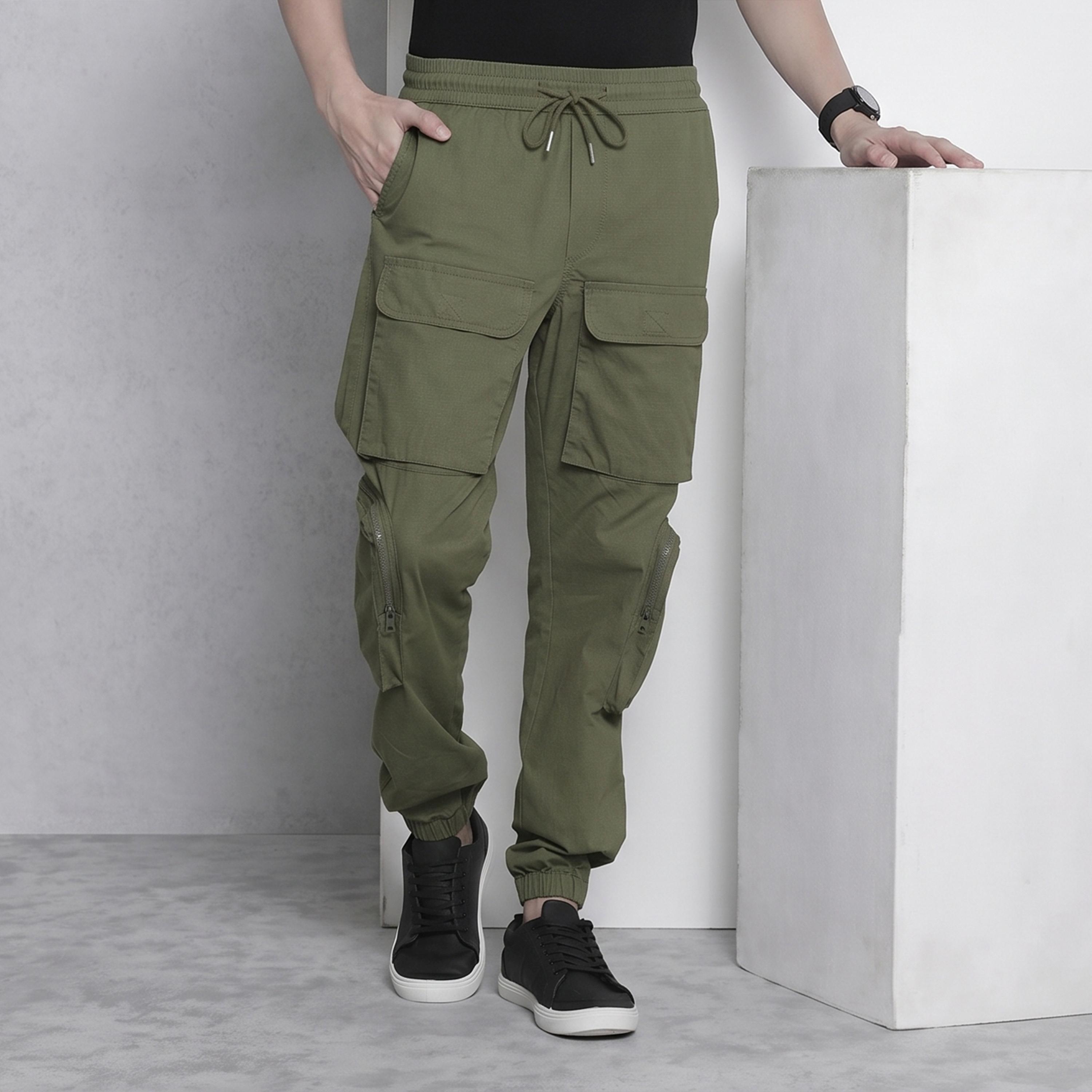 جوغر كارجو بلون سادة وقصة عادية للرجال-men-clothing-bottoms-joggers-image-1