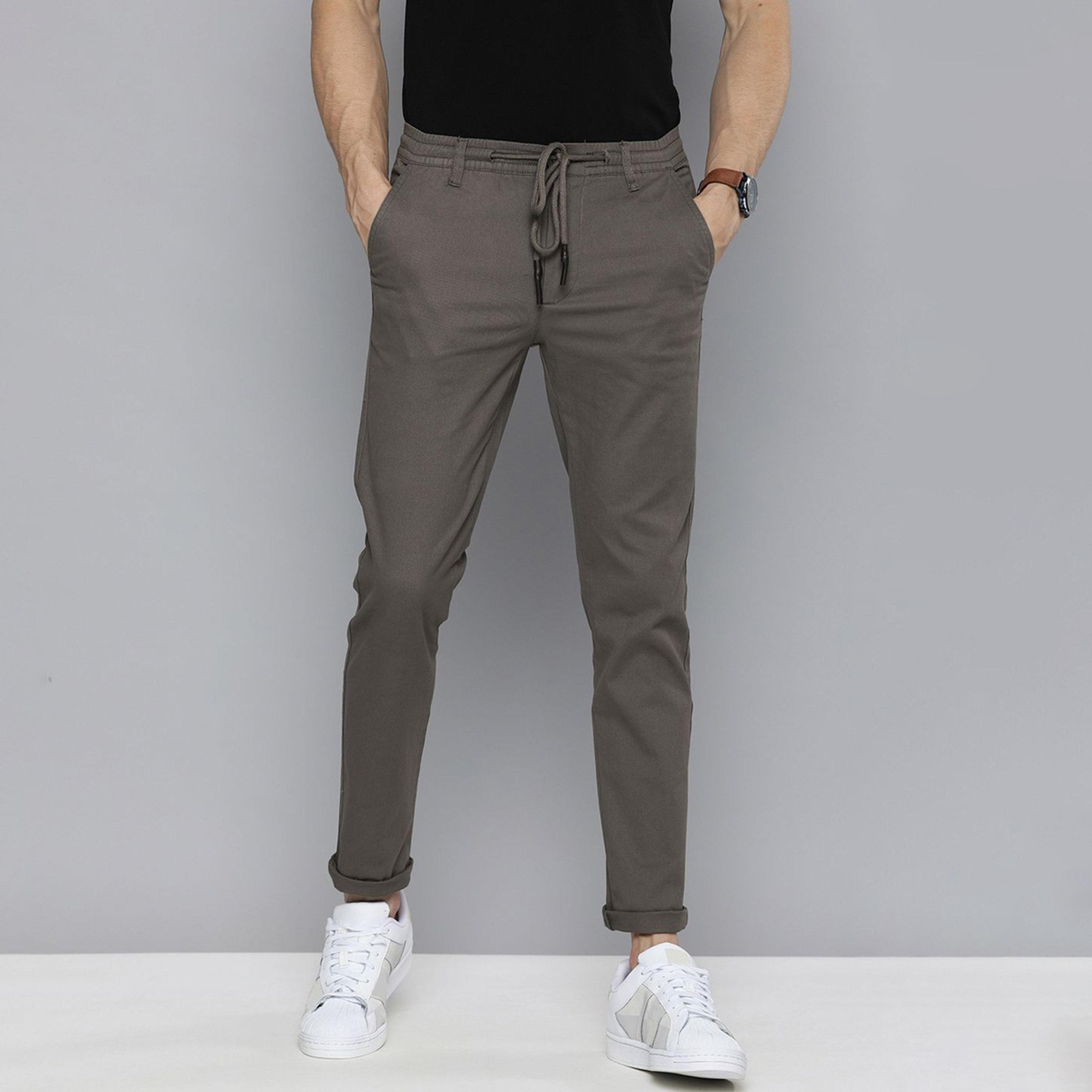 بنطال تشينو سادة بقصة ضيقة للرجال-men-clothing-bottoms-joggers-image-1