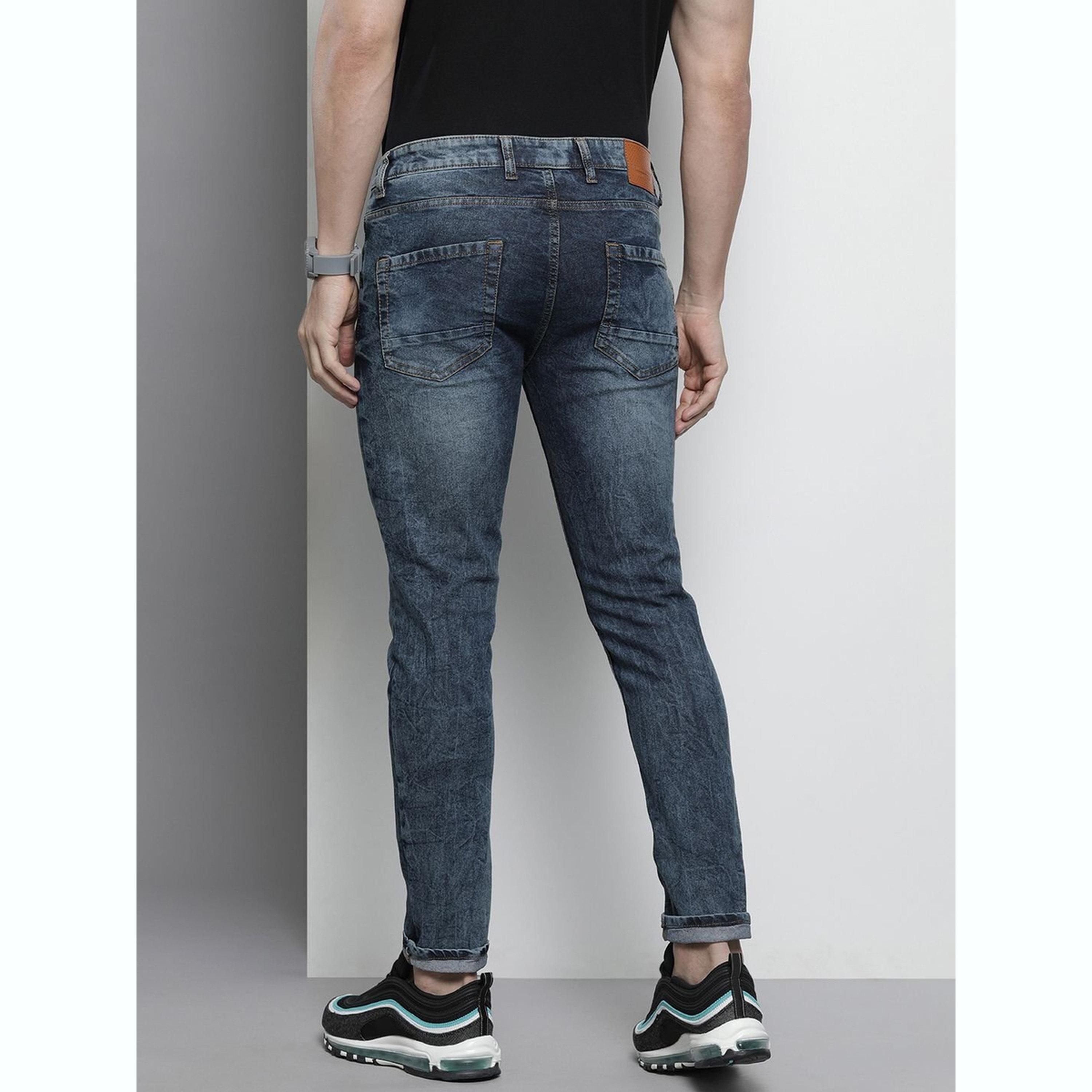جينز بقصة ضيقة وتفاصيل شارات-men-clothing-bottoms-jeans-image-3