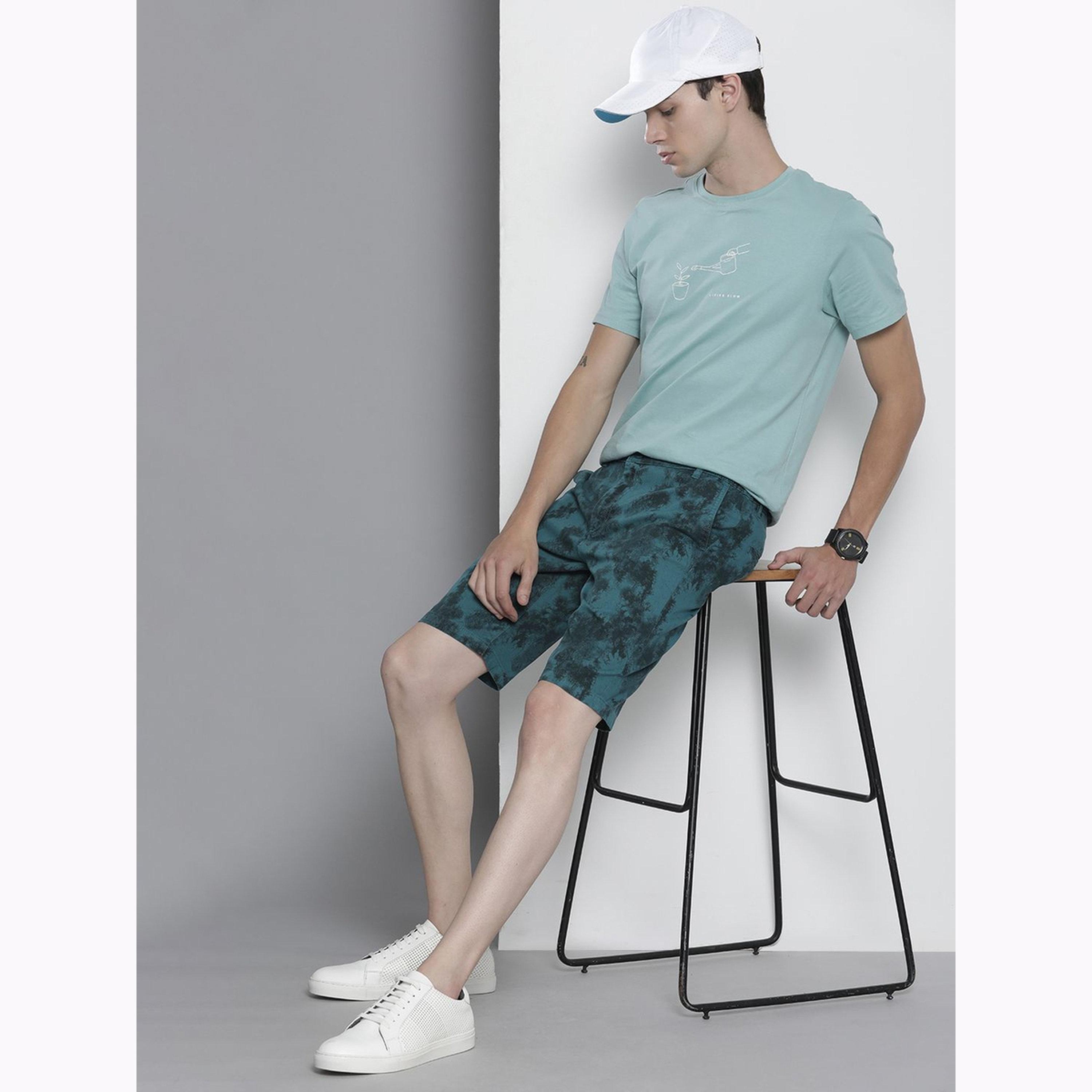 شورت بطبعة وقصة ضيقة للرجال-men-clothing-bottoms-shorts-image-2