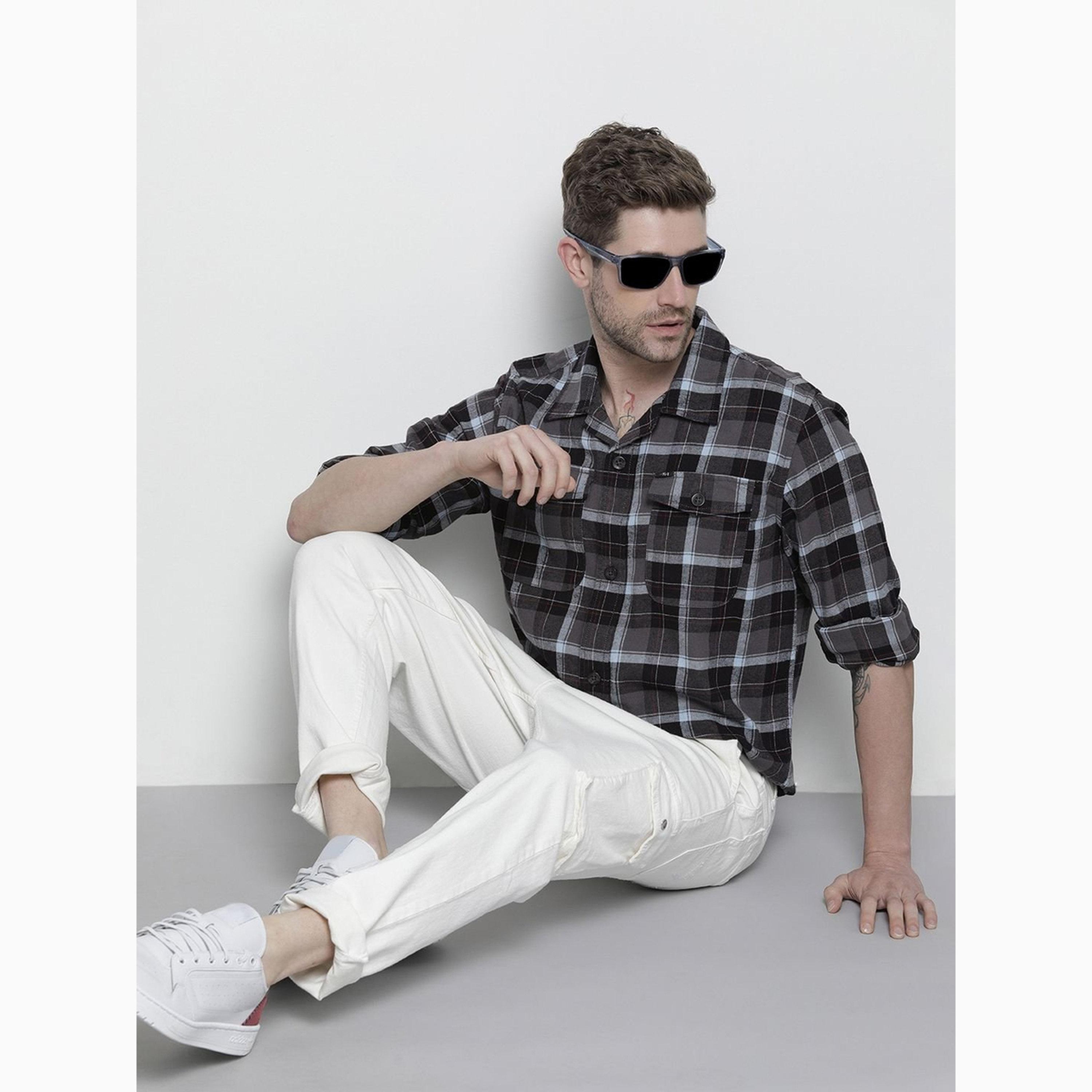 قميص خارجي مربعات بقصة مريحة للرجال-men-clothing-shirts-image-2