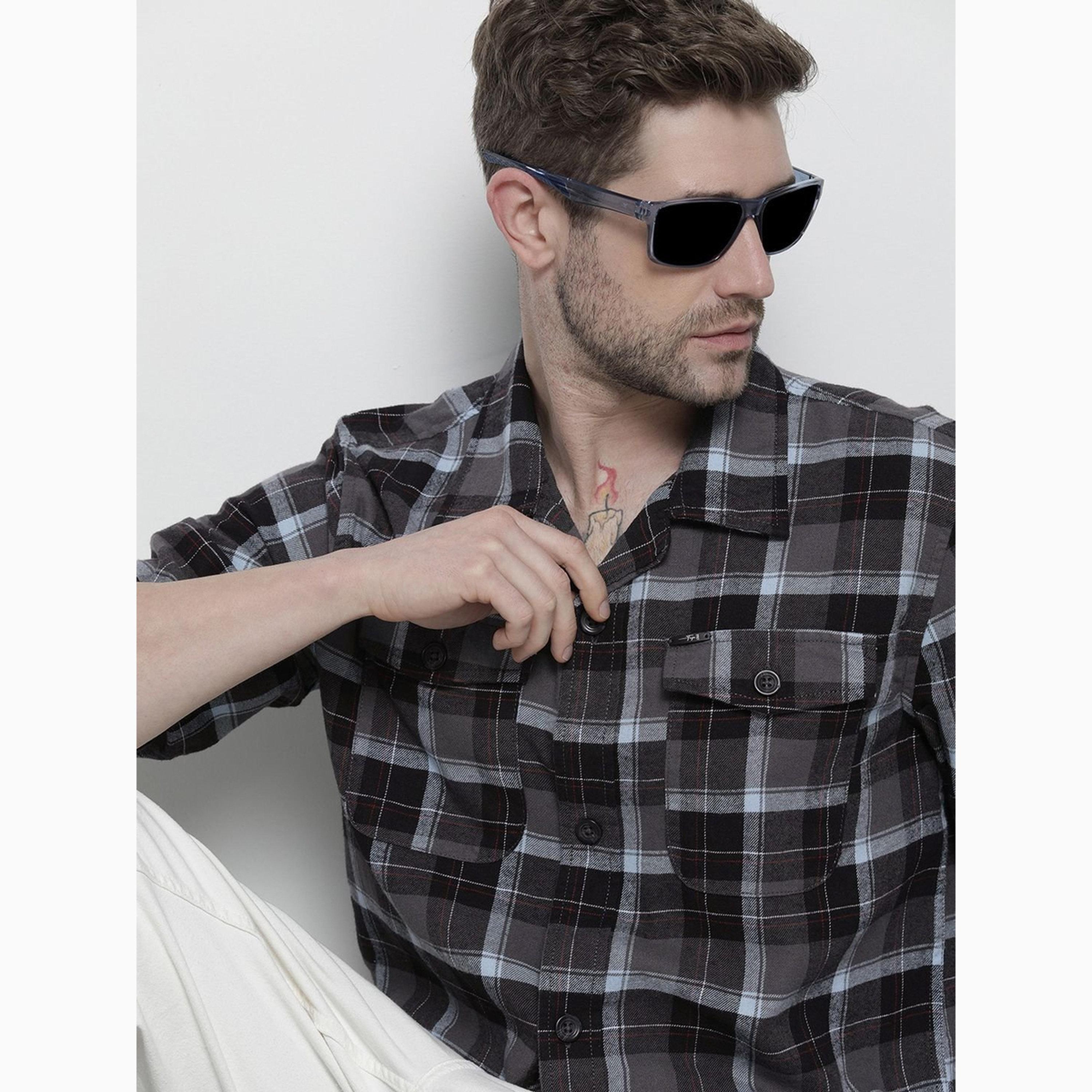 قميص خارجي مربعات بقصة مريحة للرجال-men-clothing-shirts-image-6