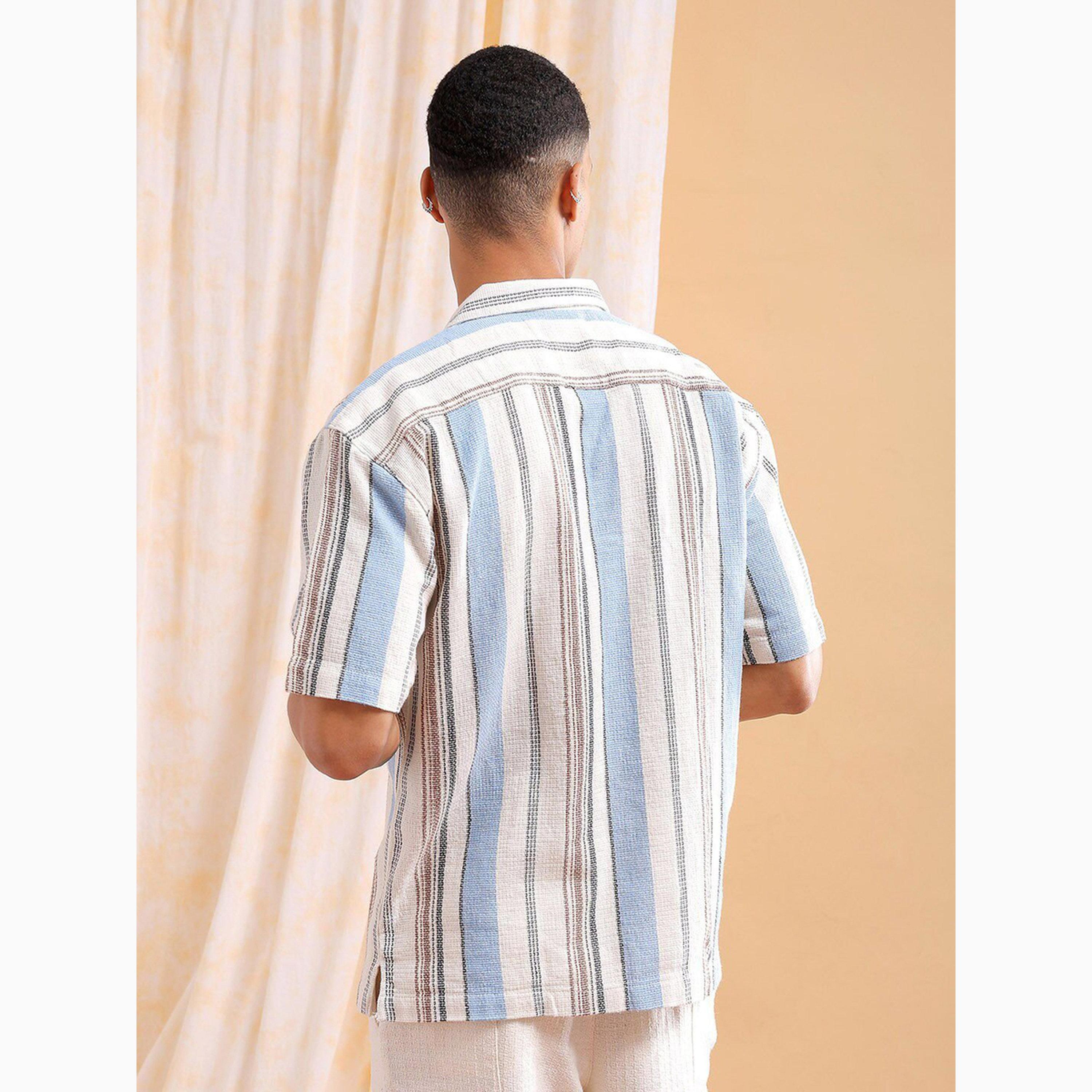 قميص مخطط وقصة مريحة للرجال-men-clothing-shirts-image-4