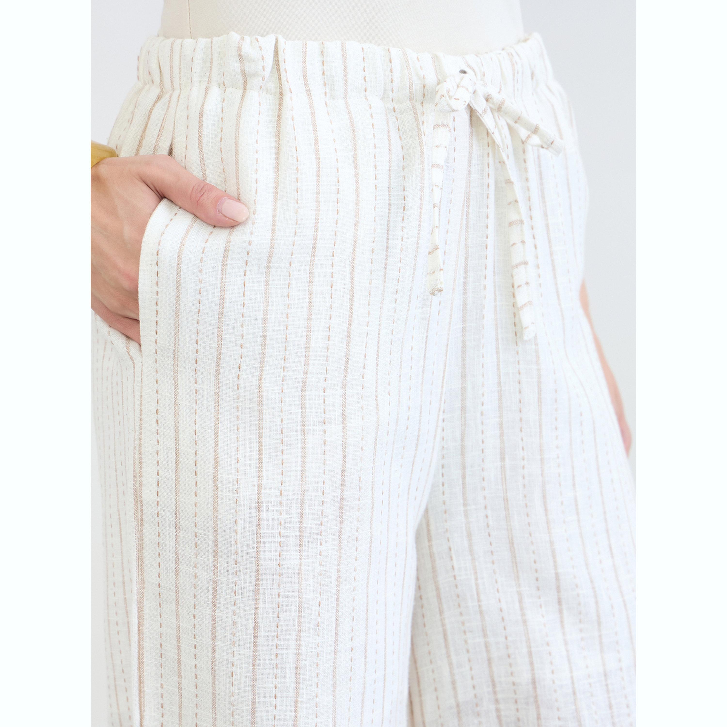 بنطال بأرجل واسعة ورباط سحب ومخطط-women-clothing-bottoms-joggers-image-4