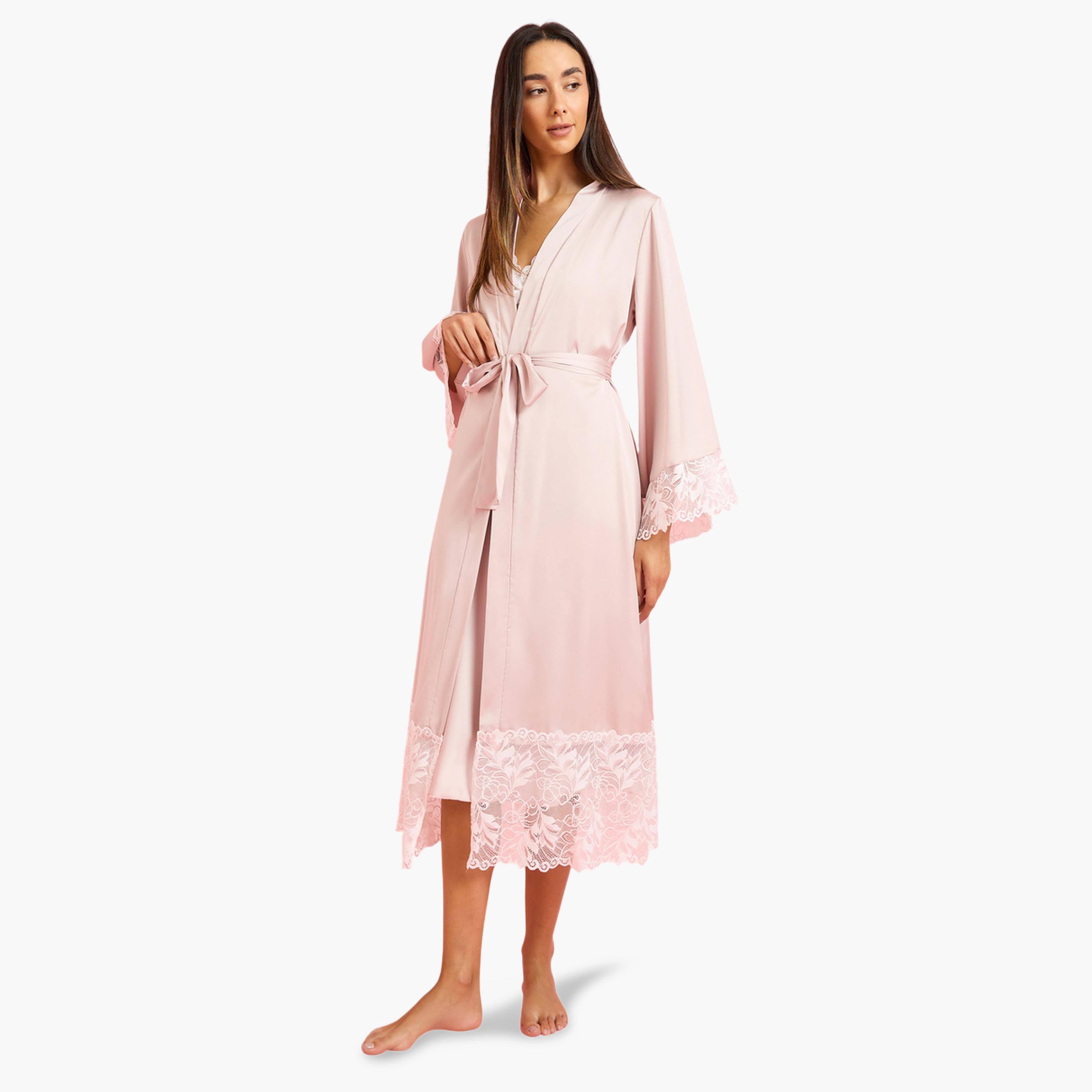 مجموعة من قميص نوم بحمالات ودانتيل مع روب-women-clothing-nightwear-robes-image-2