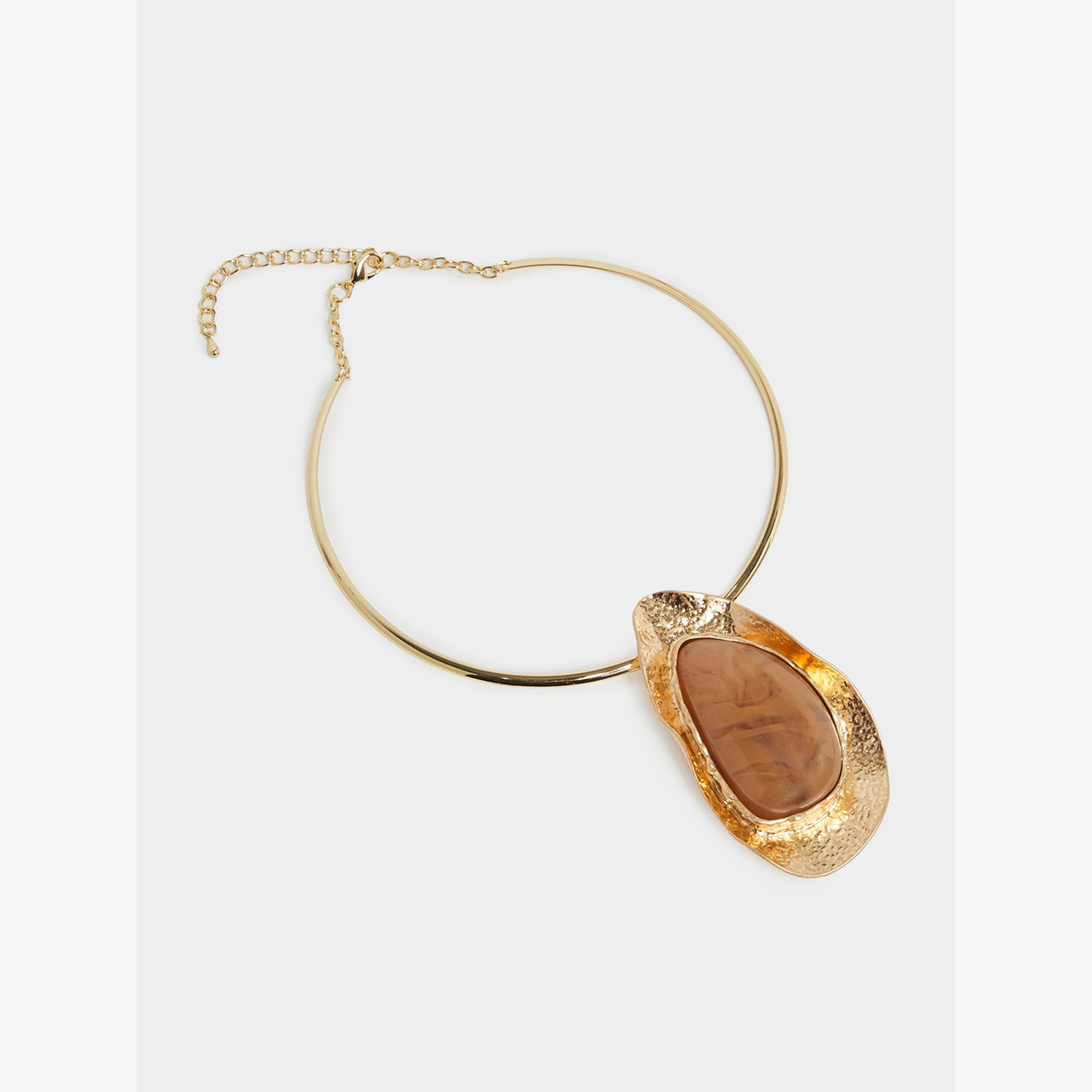 عقد تشوكر بقلادة بارزة-women-watchesandjewellery-jewellery-necklacesandpendants-image-3