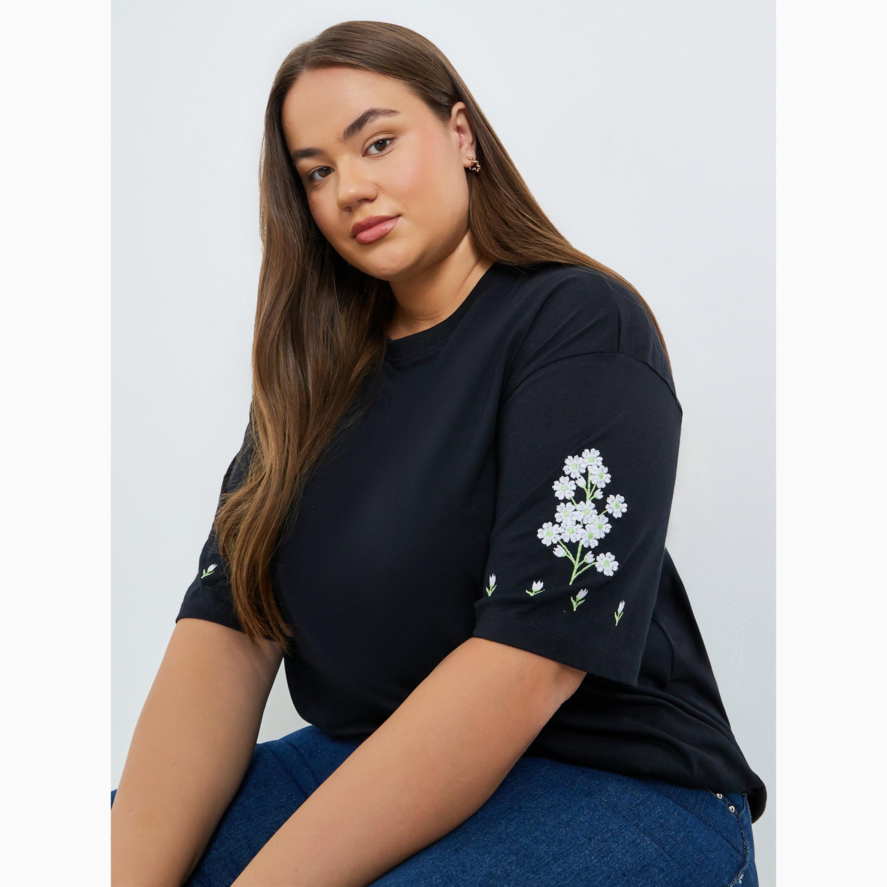 Styli Plus Size 100% Cotton Embroidered T-Shirt-women-clothing-tshirts-image-3