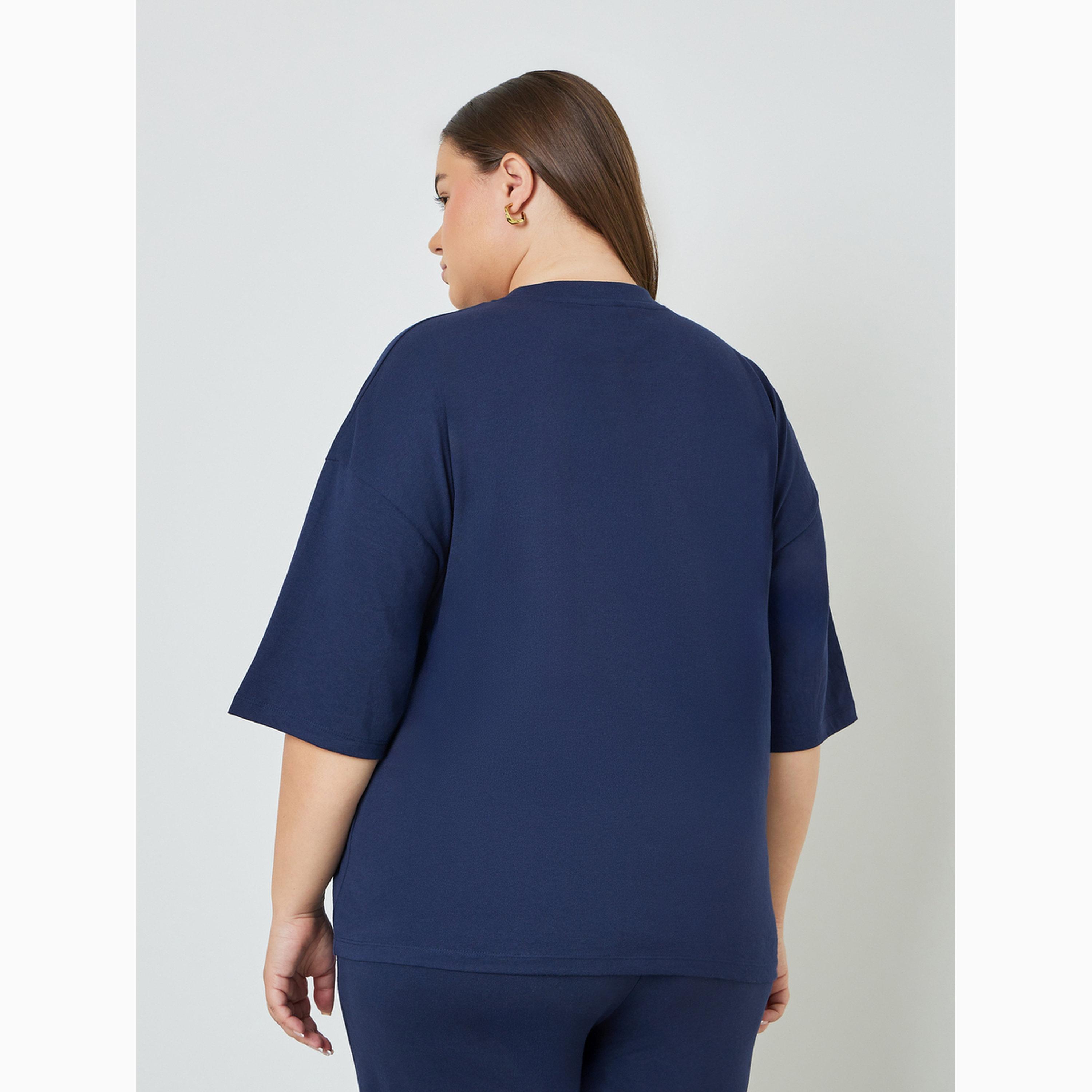 تي شيرت قطني أزرق كحلي بمقاس كبير-women-clothing-tshirts-image-4