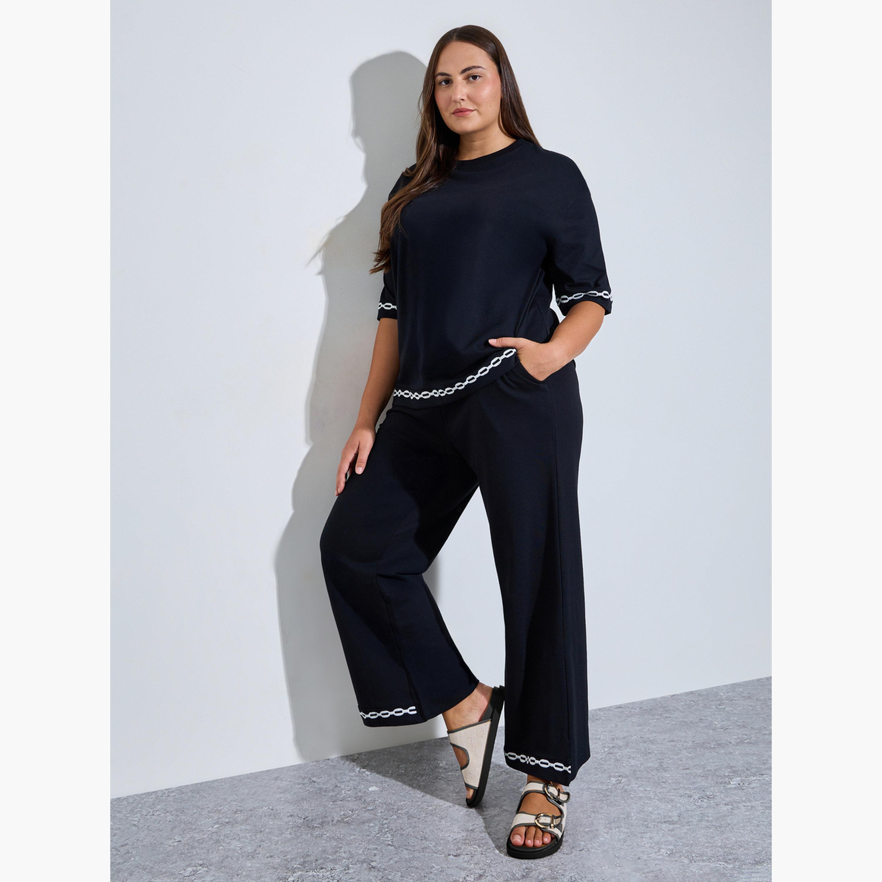 جوغر بأرجل واسعة ومقاس كبير بتطريز متباين-women-clothing-plussize-joggers-image-2