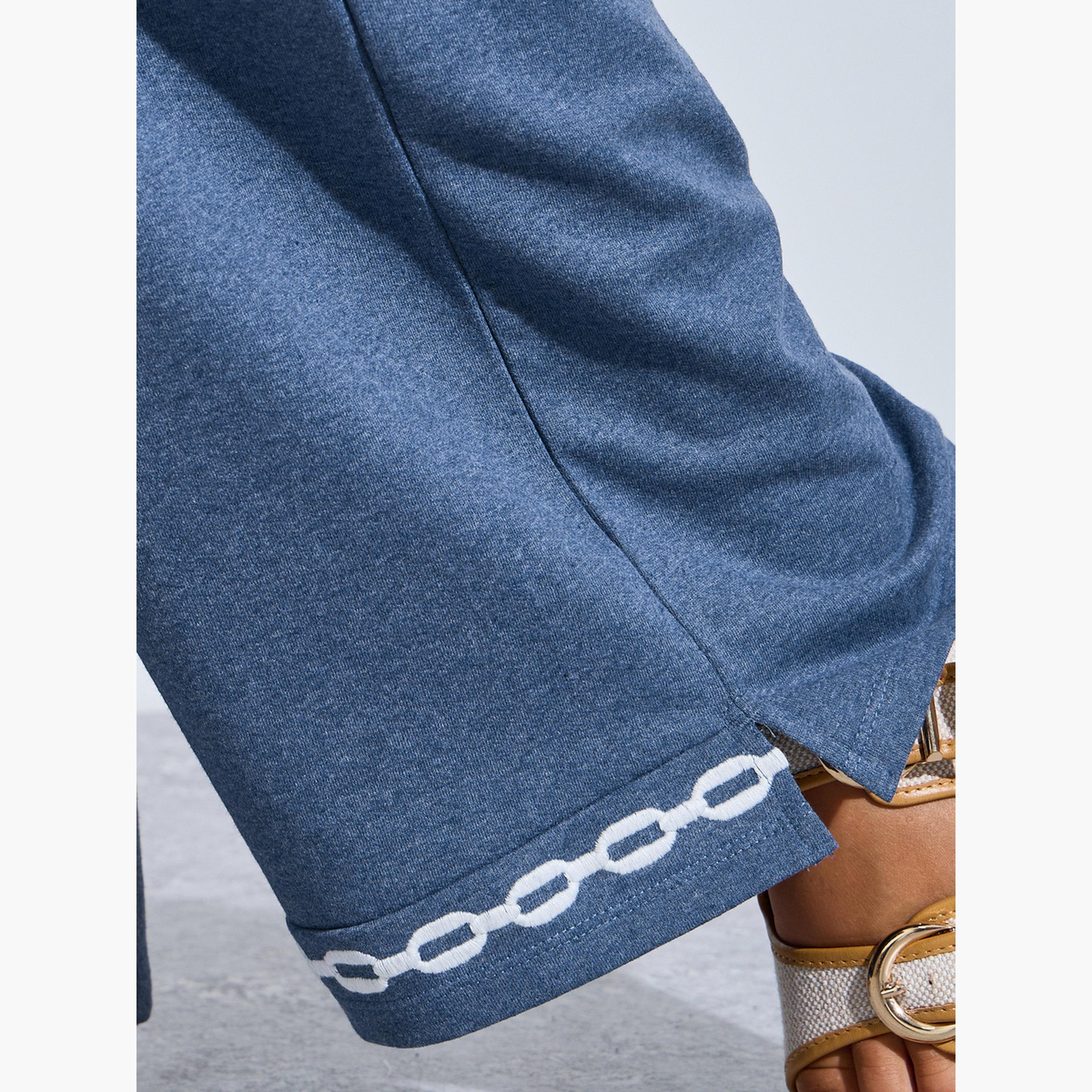 جوغر بأرجل واسعة ومقاس كبير بتطريز متباين-women-clothing-plussize-joggers-image-4