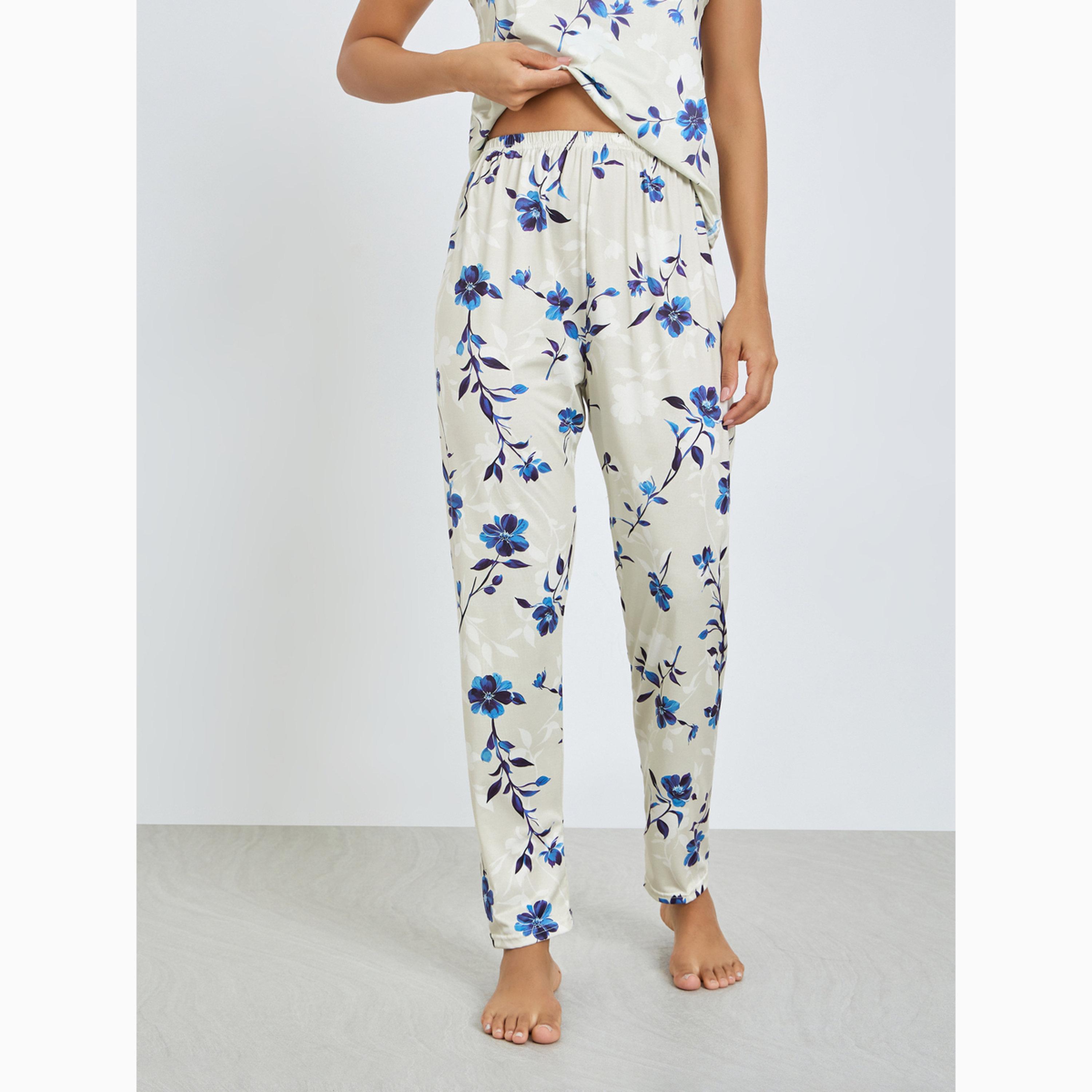 Styli Pack of 3 - Floral Print Cami, Robe and Pyjama Set-women-clothing-nightwear-pyjamas-longsets-image-6