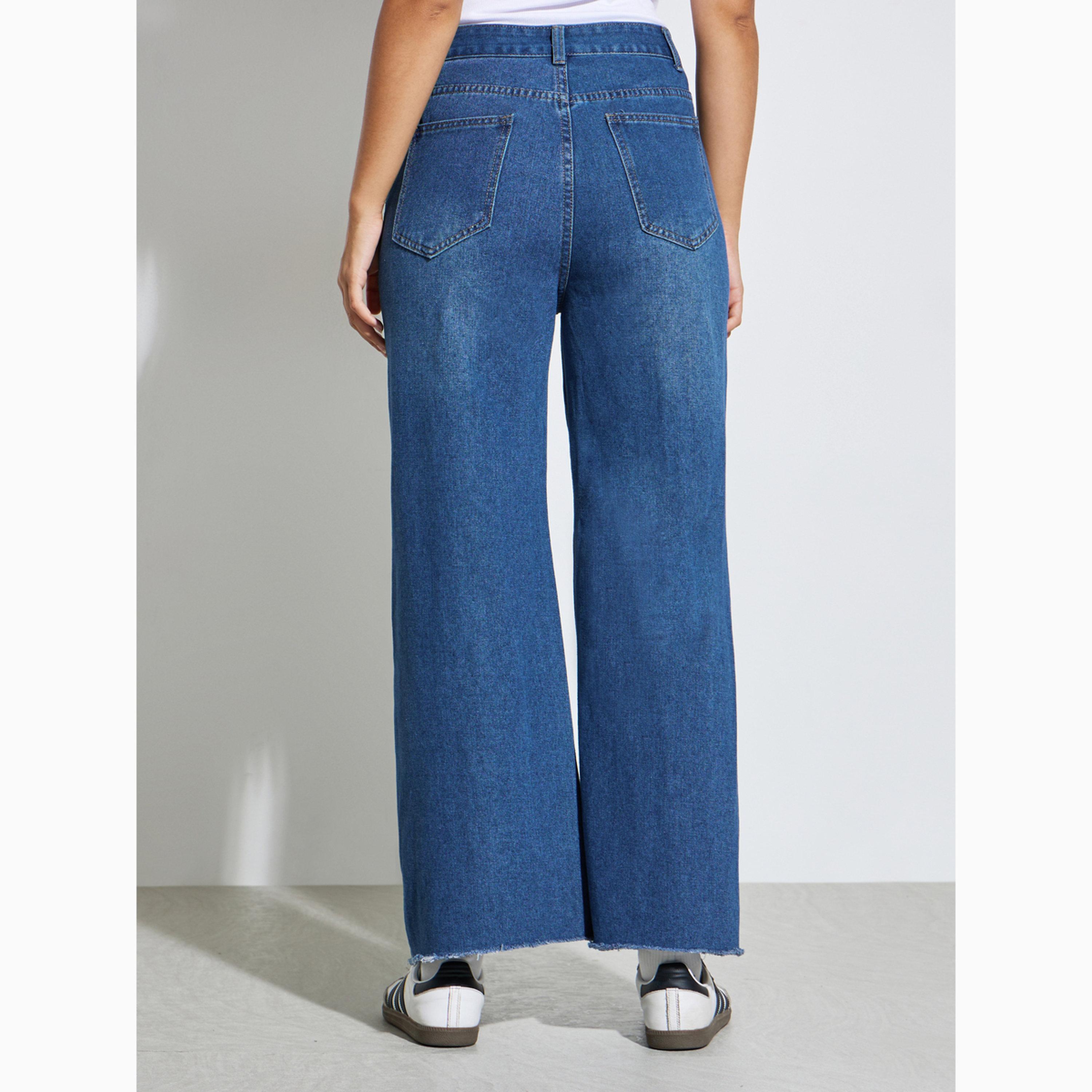 جينز باهت بأرجل واسعة بلون أزرق-women-clothing-bottoms-jeans-image-4