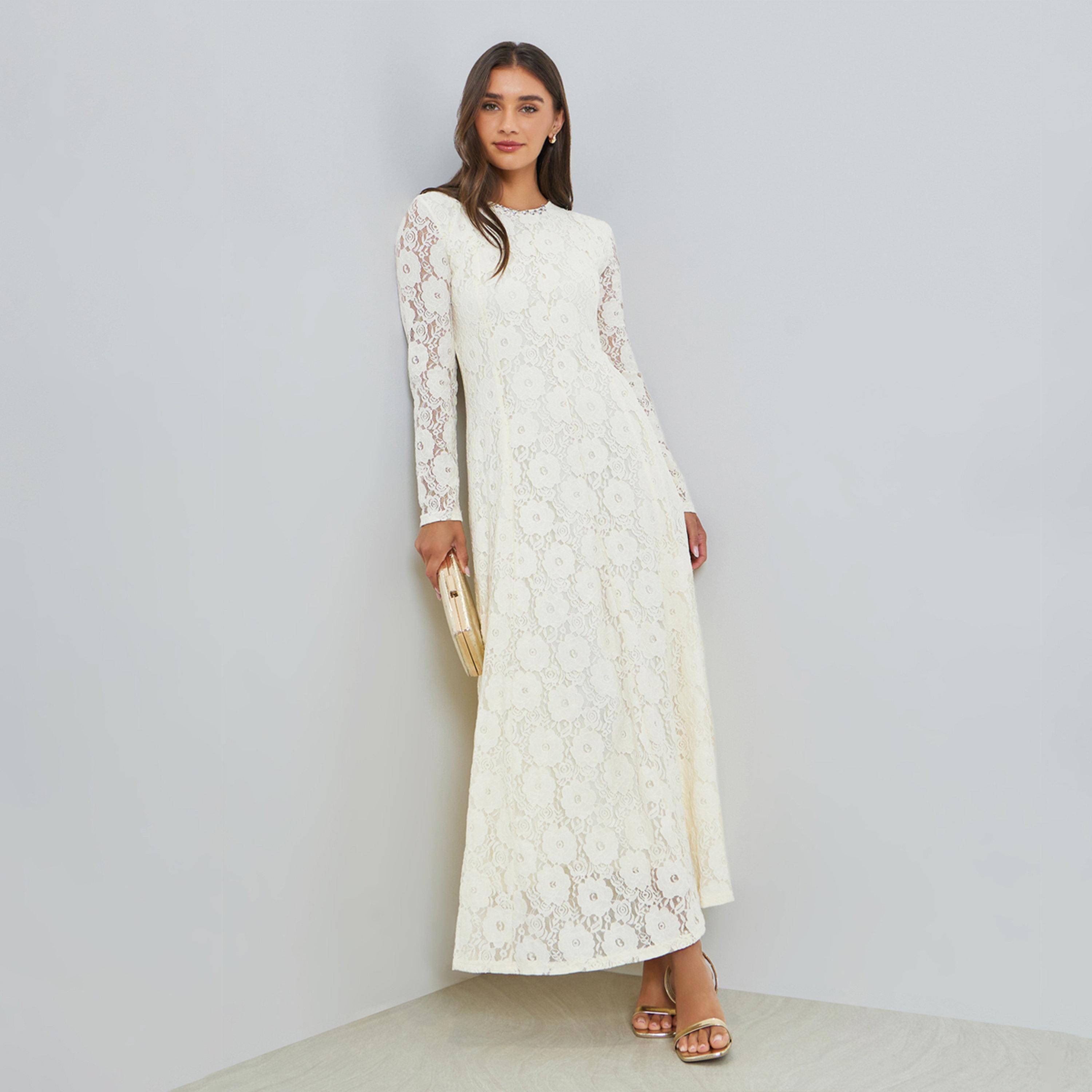 فستان طويل بحافة واسعة وزهور دانتيل-women-clothing-dresses-image-1