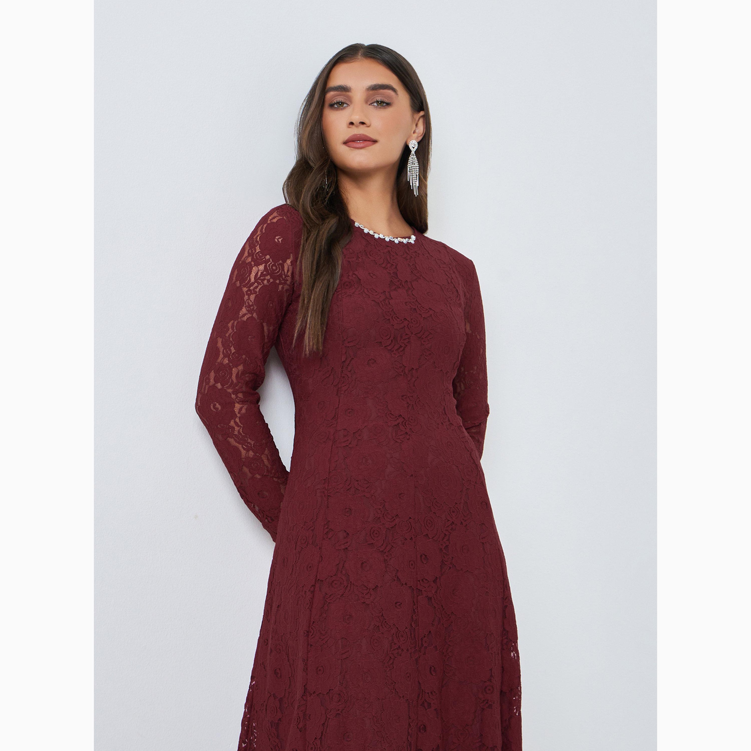 فستان طويل بحافة واسعة وتفاصيل دانتيل-women-clothing-dresses-image-2