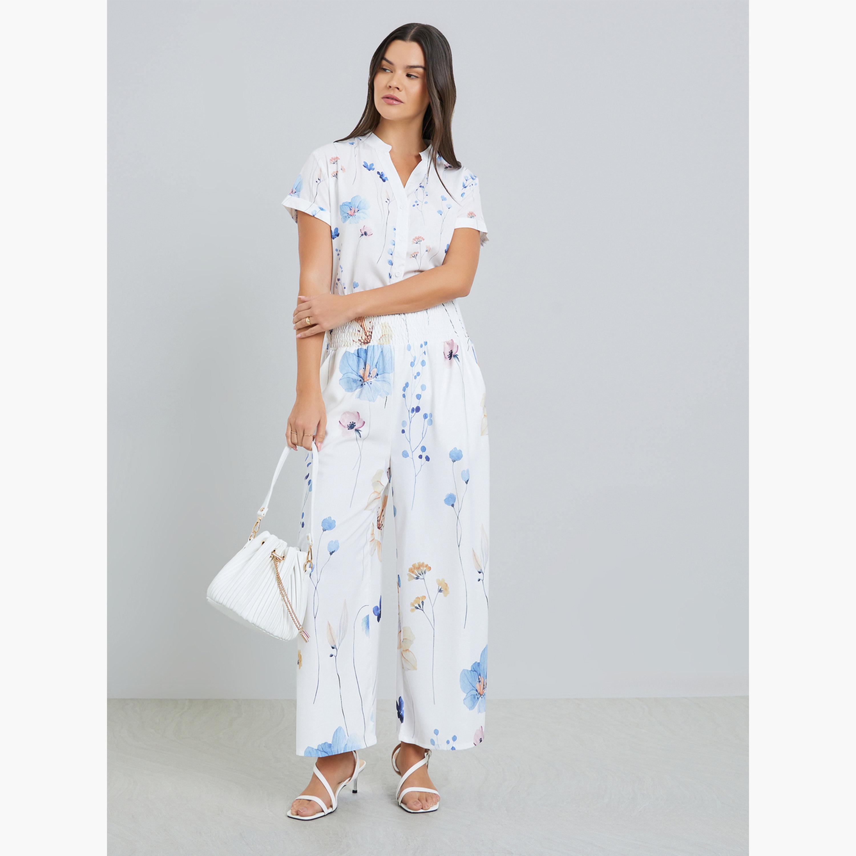 قميص نسائي بأزرار وأكمام قصيرة وطبعة زهور-women-clothing-shirtsandblouses-shirts-image-2