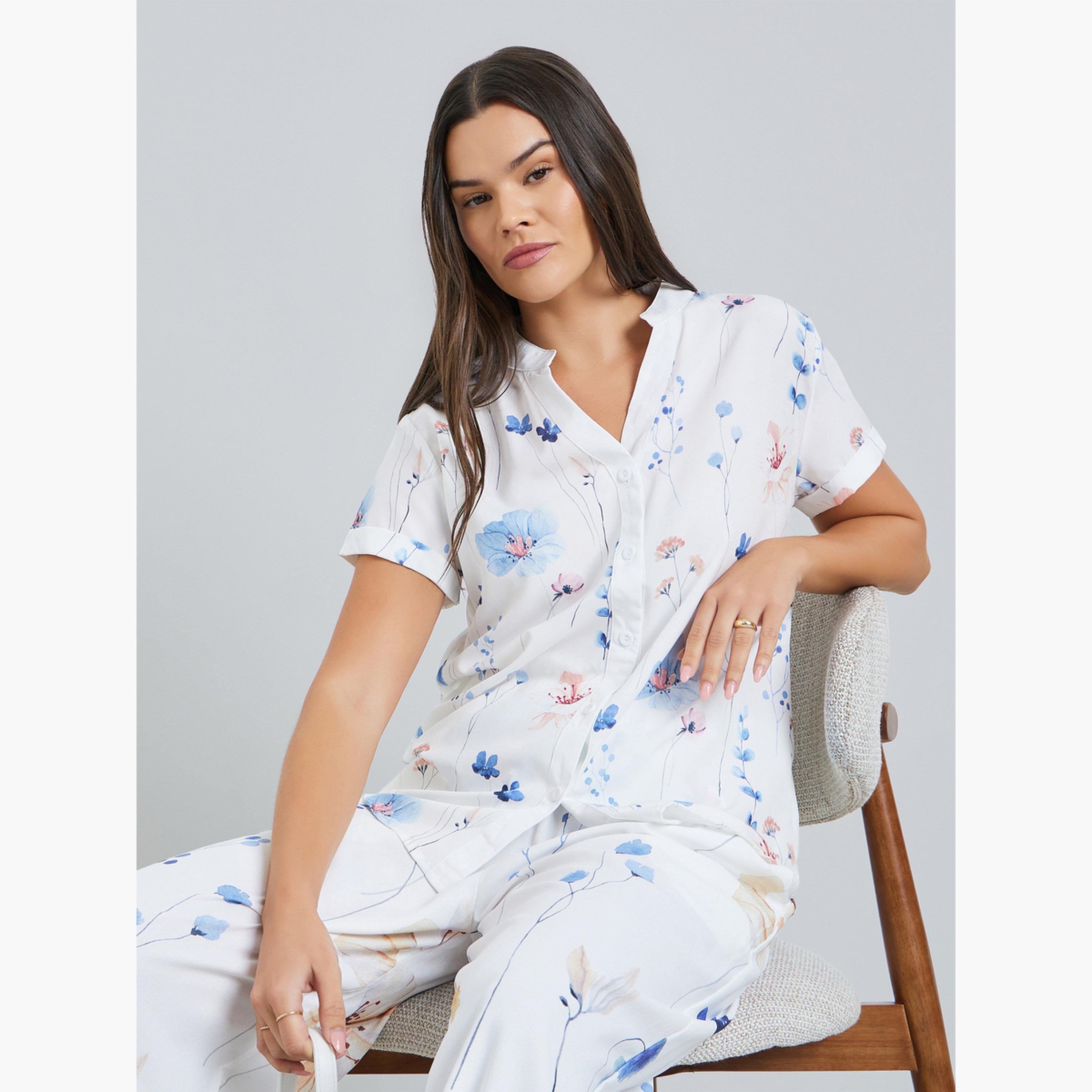 قميص نسائي بأزرار وأكمام قصيرة وطبعة زهور-women-clothing-shirtsandblouses-shirts-image-3
