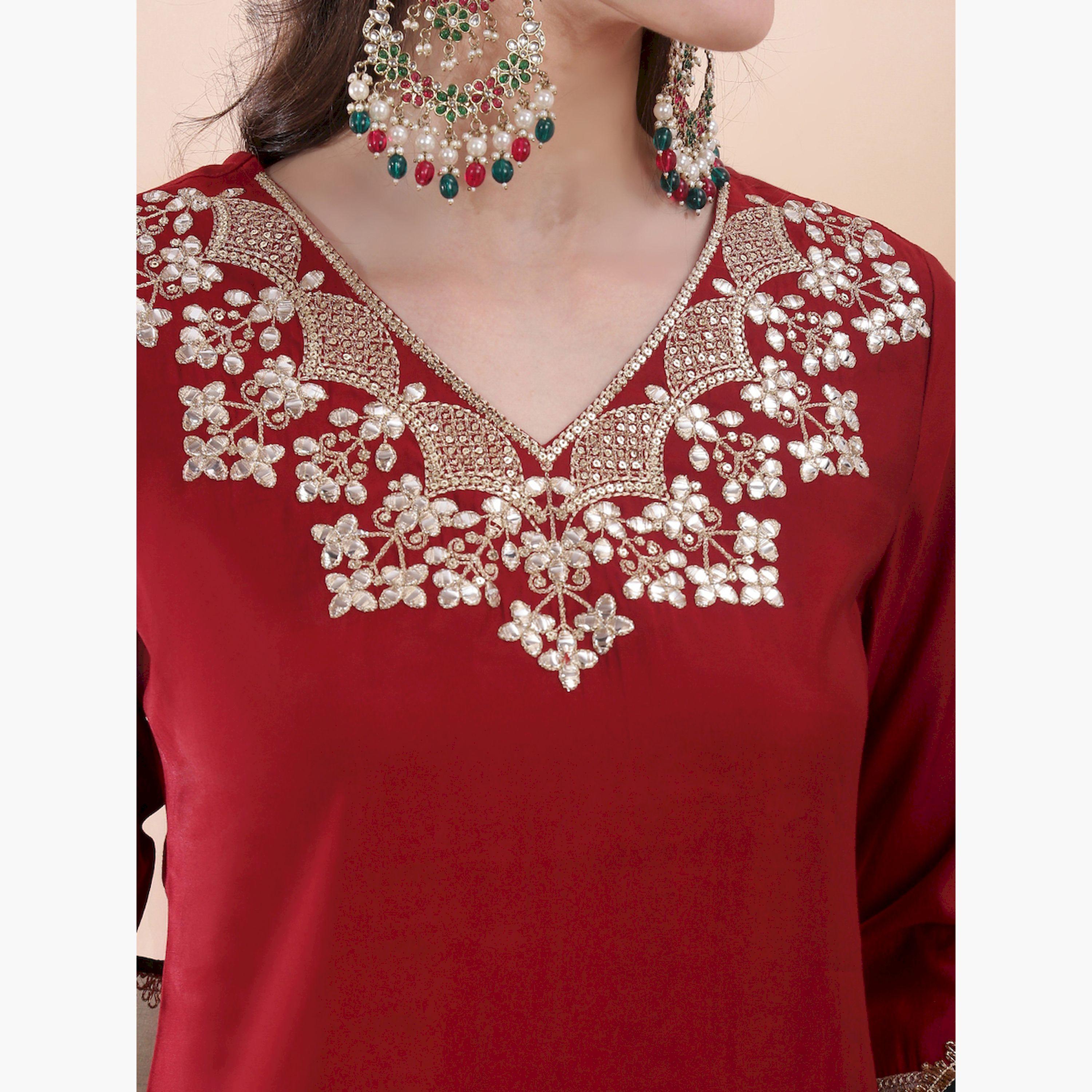 طقم كورتا مستقيمة مطرزة مع بنطال ووشاح-women-clothing-ethnicwear-kurtas-image-6