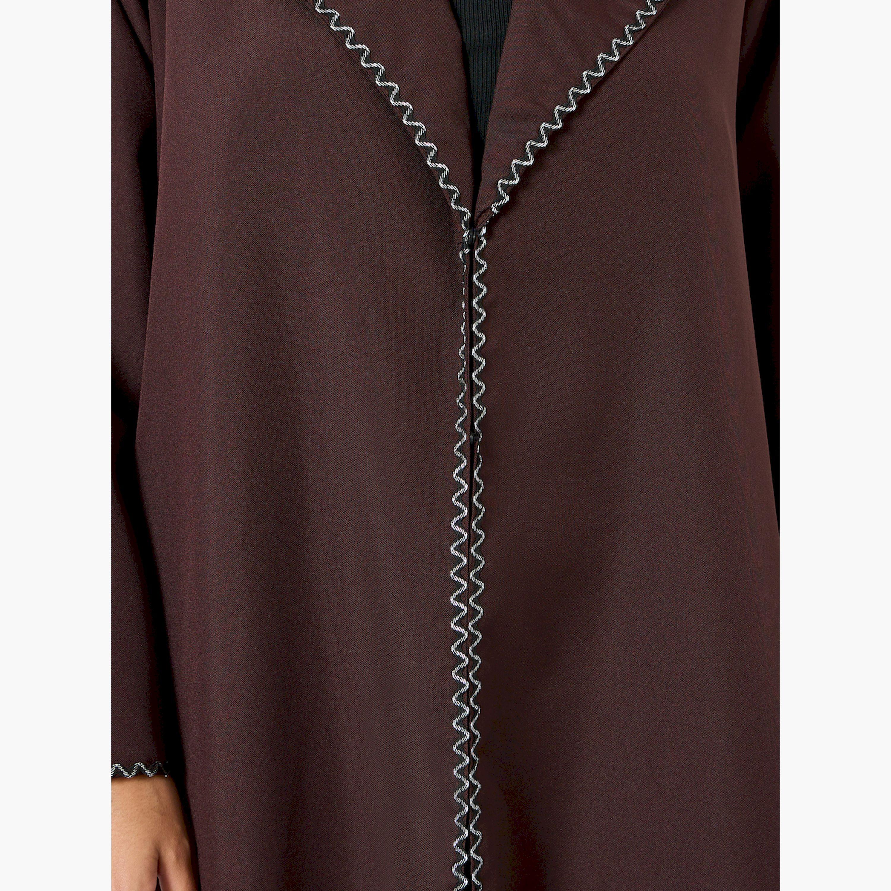 عباية بحافة واسعة وتفاصيل مُطرّزة-women-arabicclothing-abayas-image-5
