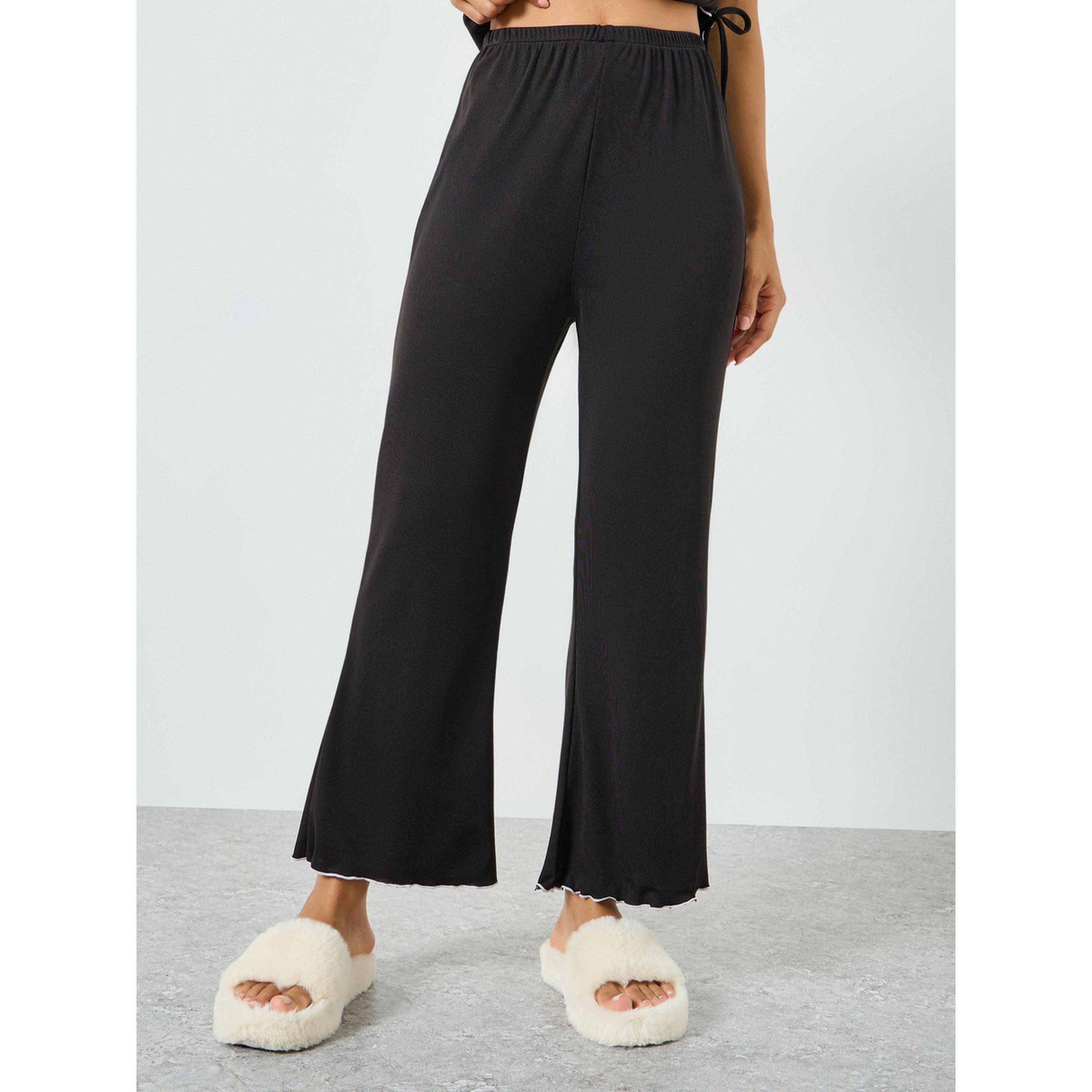 طقم بيجاما من بنطال وتيشيرت بياقة مشقوقة وحواف مكشكشة-women-clothing-nightwear-pyjamas-longsets-image-4