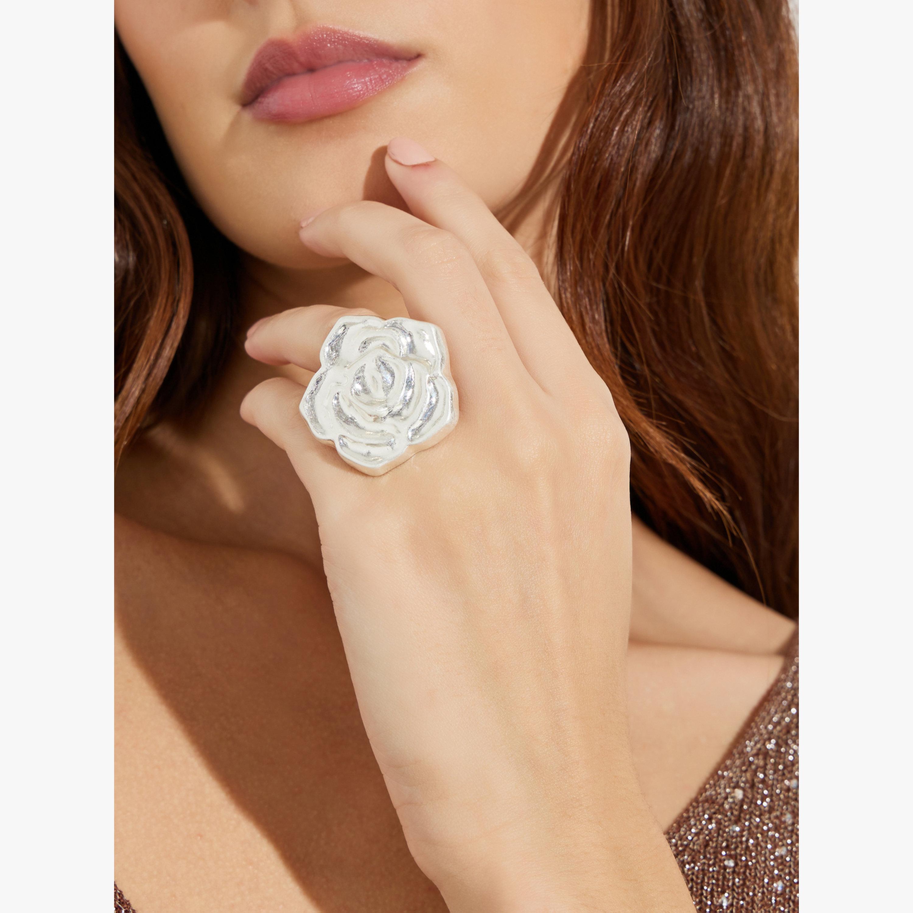 Styli Silver Rose Statement Ring-women-watchesandjewellery-jewellery-rings-image-2