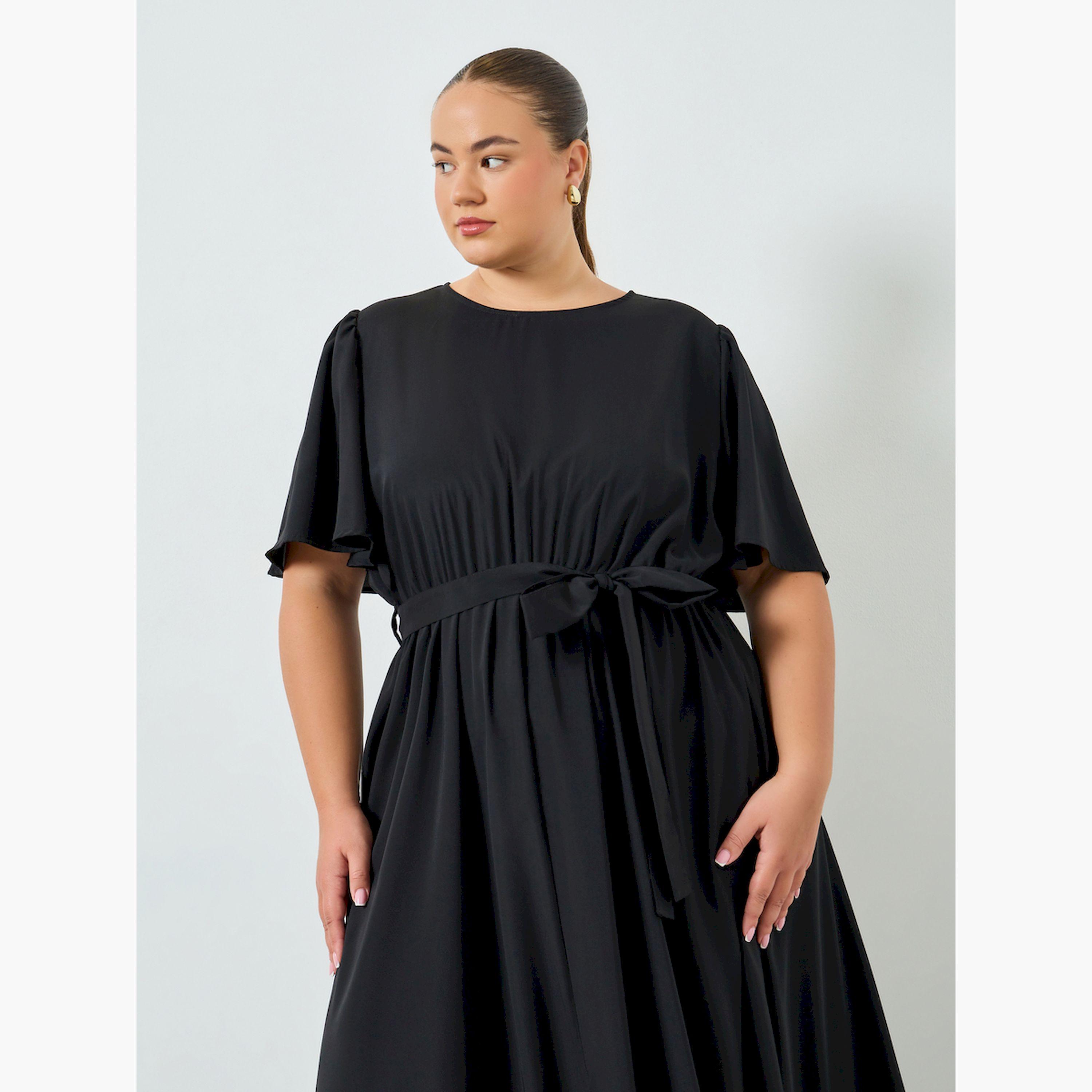 Styli Plus Size Black Pleated Maxi Dress-women-clothing-dresses-image-2