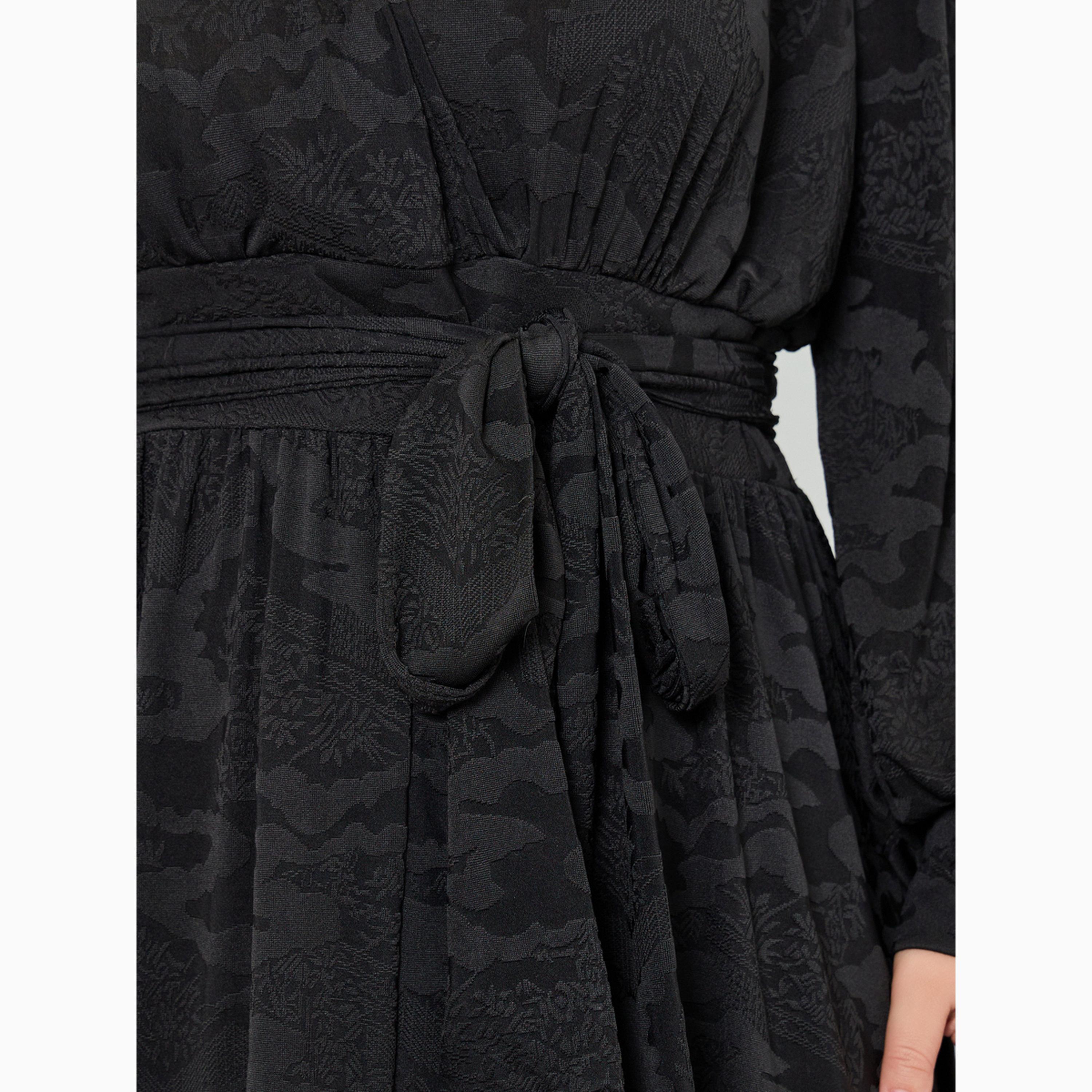 فستان طويل بحافة واسعة من نسيج جاكارد مع حزام بمقاس كبير-women-clothing-dresses-image-4