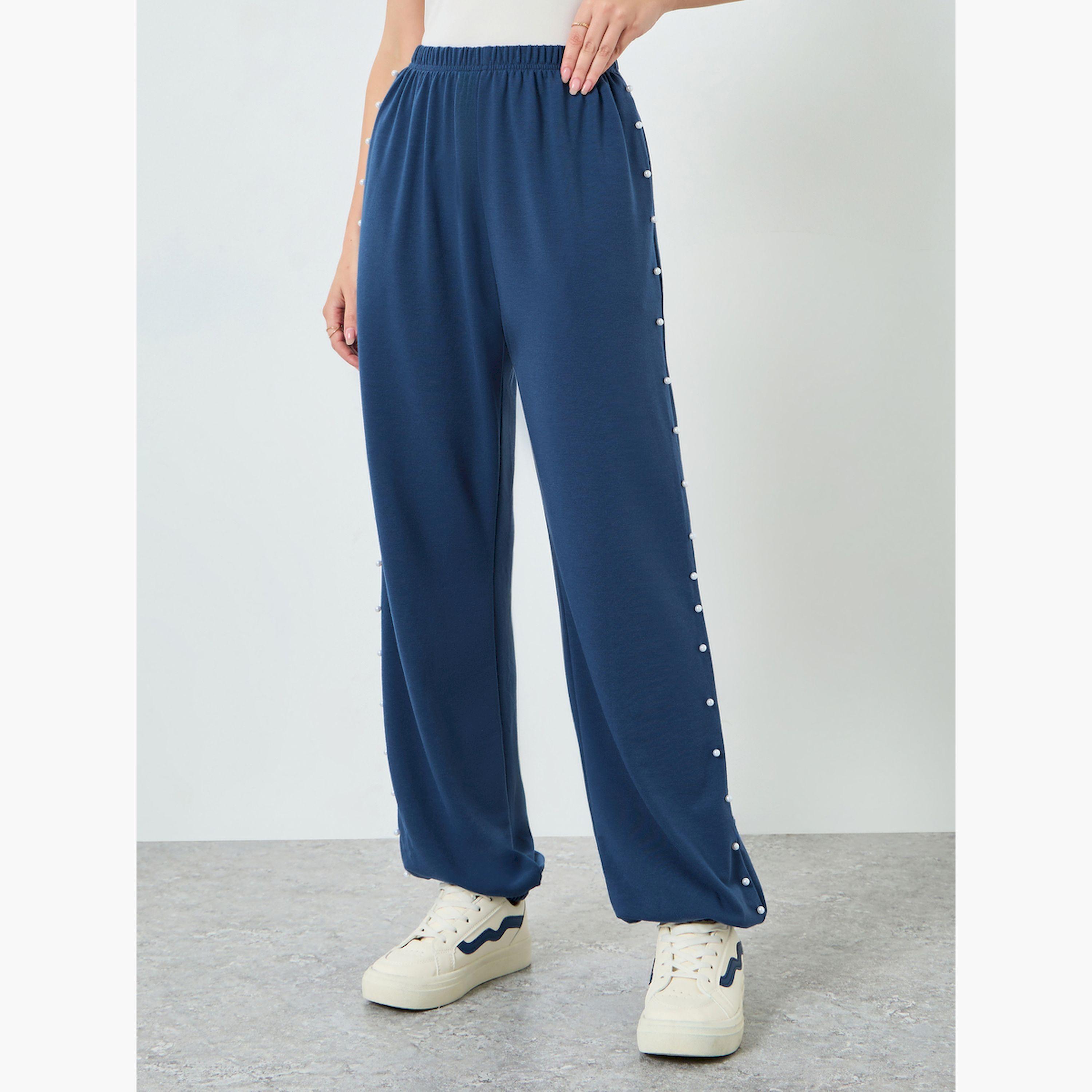 جوغر بأرجل واسعة منمق باللؤلؤ صناعي-women-clothing-bottoms-joggers-image-1