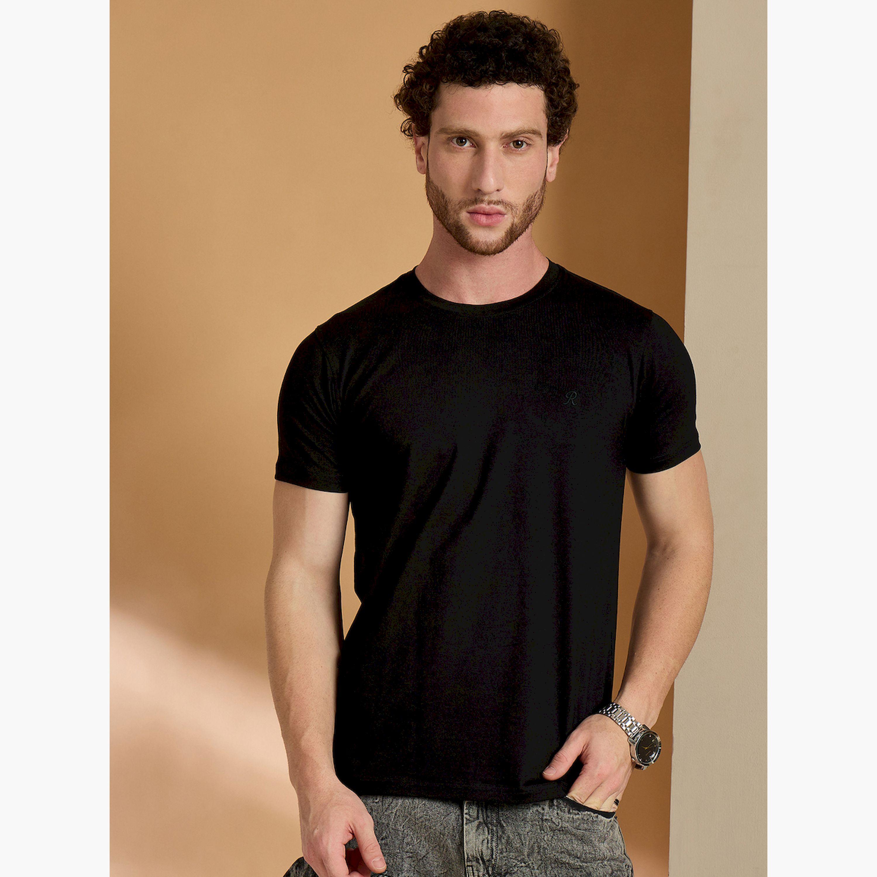 تيشيرت أسود سادة بقصة ضيقة-men-clothing-tshirtsandpolos-tshirts-image-1